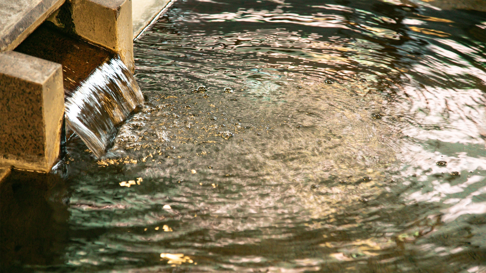 * [Large hot spring bath, Senryo no Yu (men's bath)] A generous supply of Izu Nagaoka Onsen hot spring water.