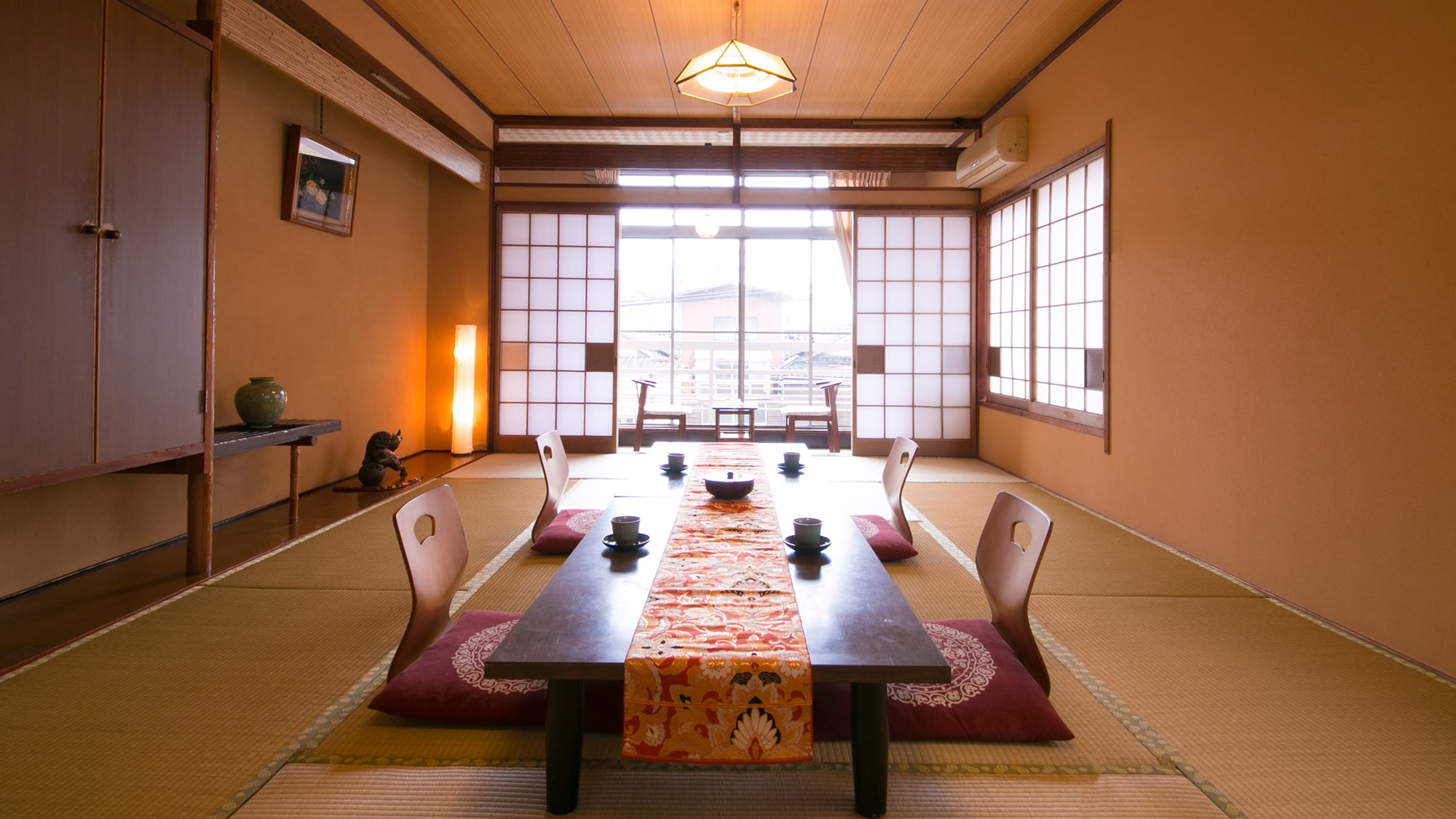 ■ 10-tatami Japanese-style room ■