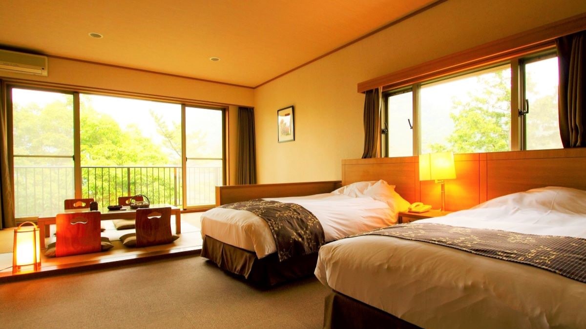 [Spacious and spacious Japanese-Western style room] Suigetsu-no-Sho is centered on Japanese-Western style rooms with Japanese thoughtfulness and Western functionality.