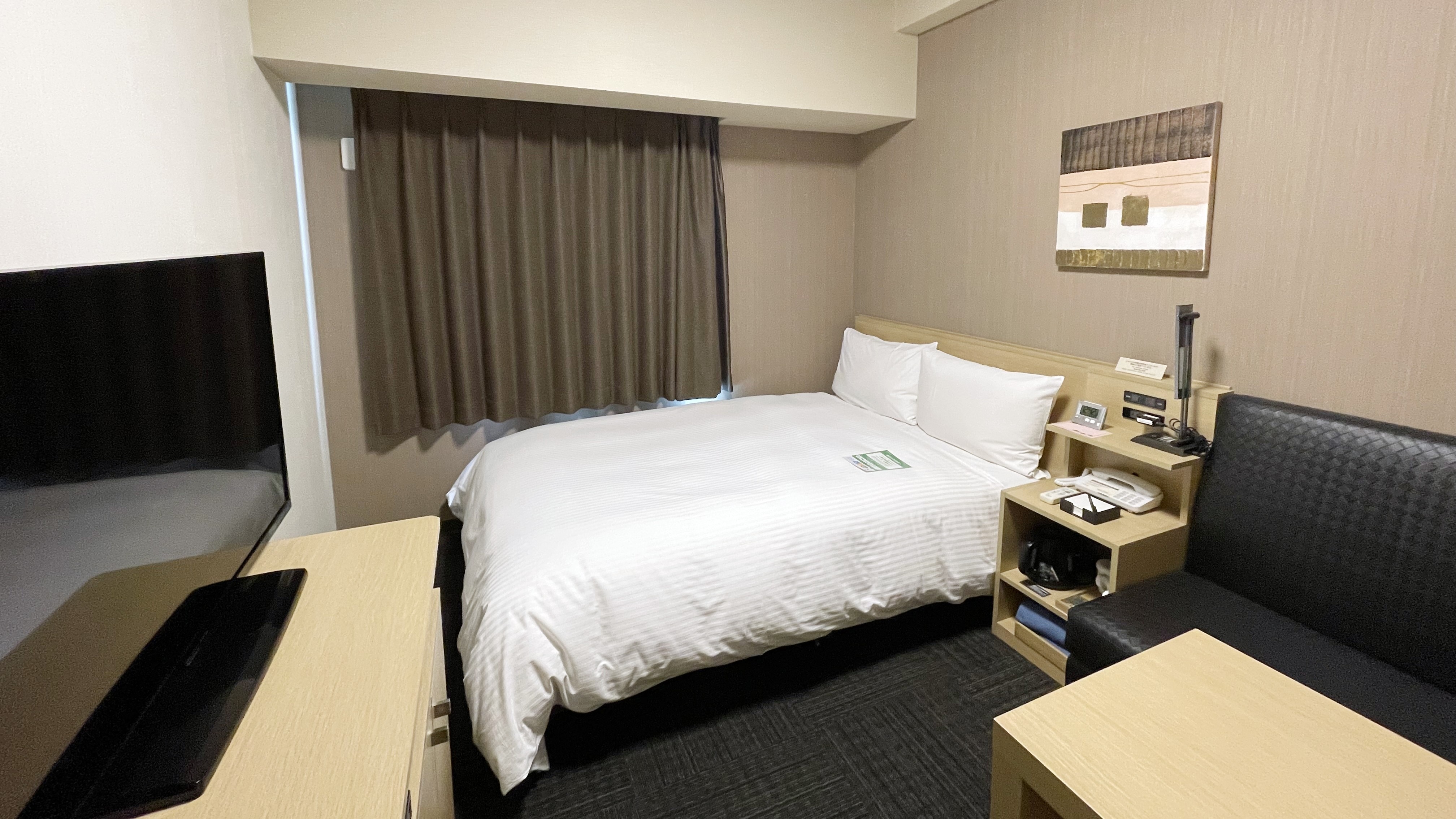 Semi-double room