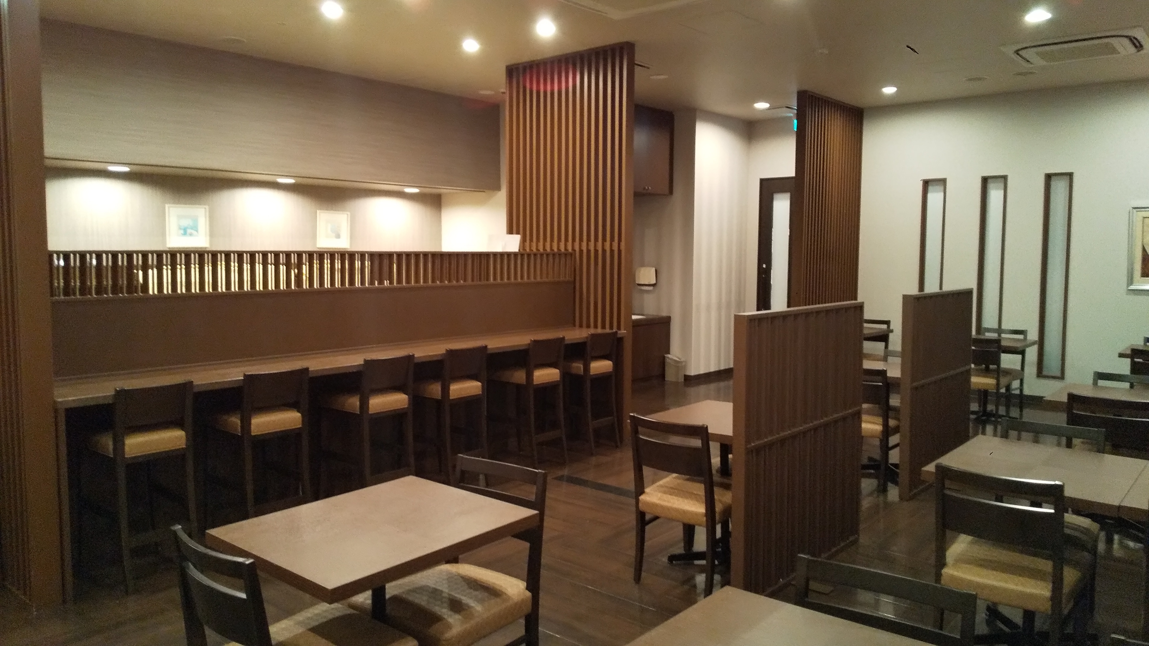 レストラン