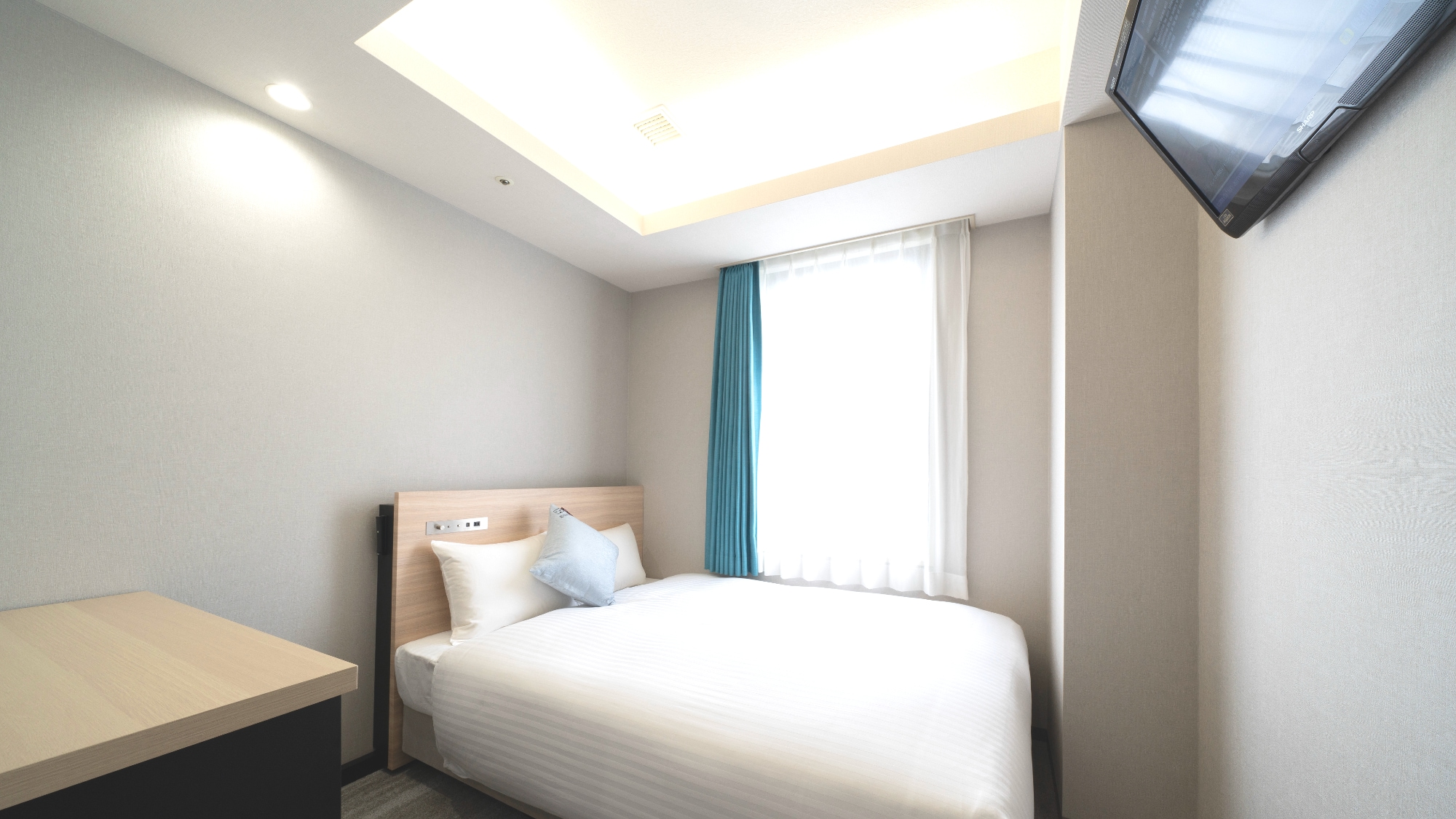 ◇标准双人房（禁烟，席梦思床）