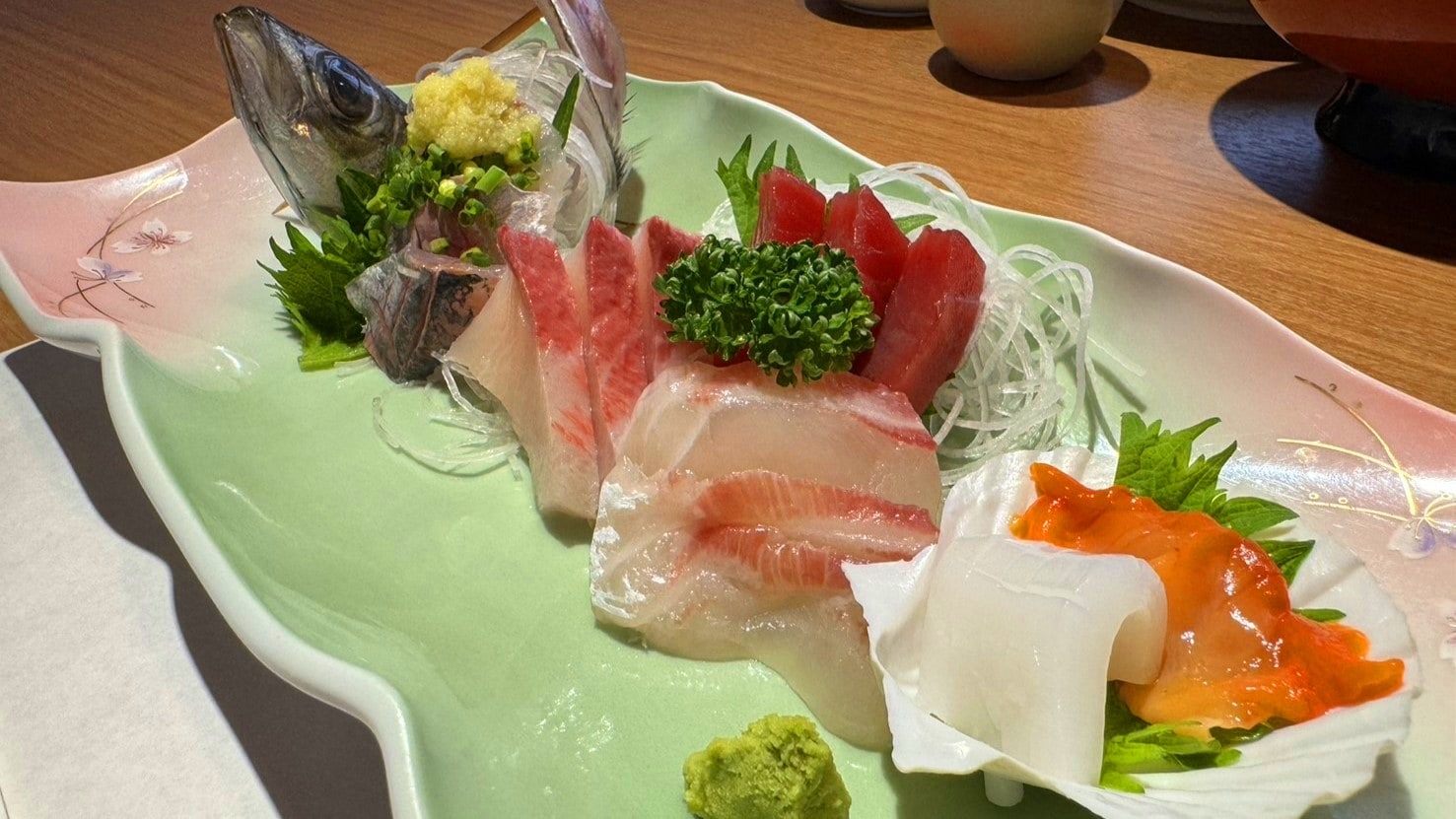 生魚片套餐範例