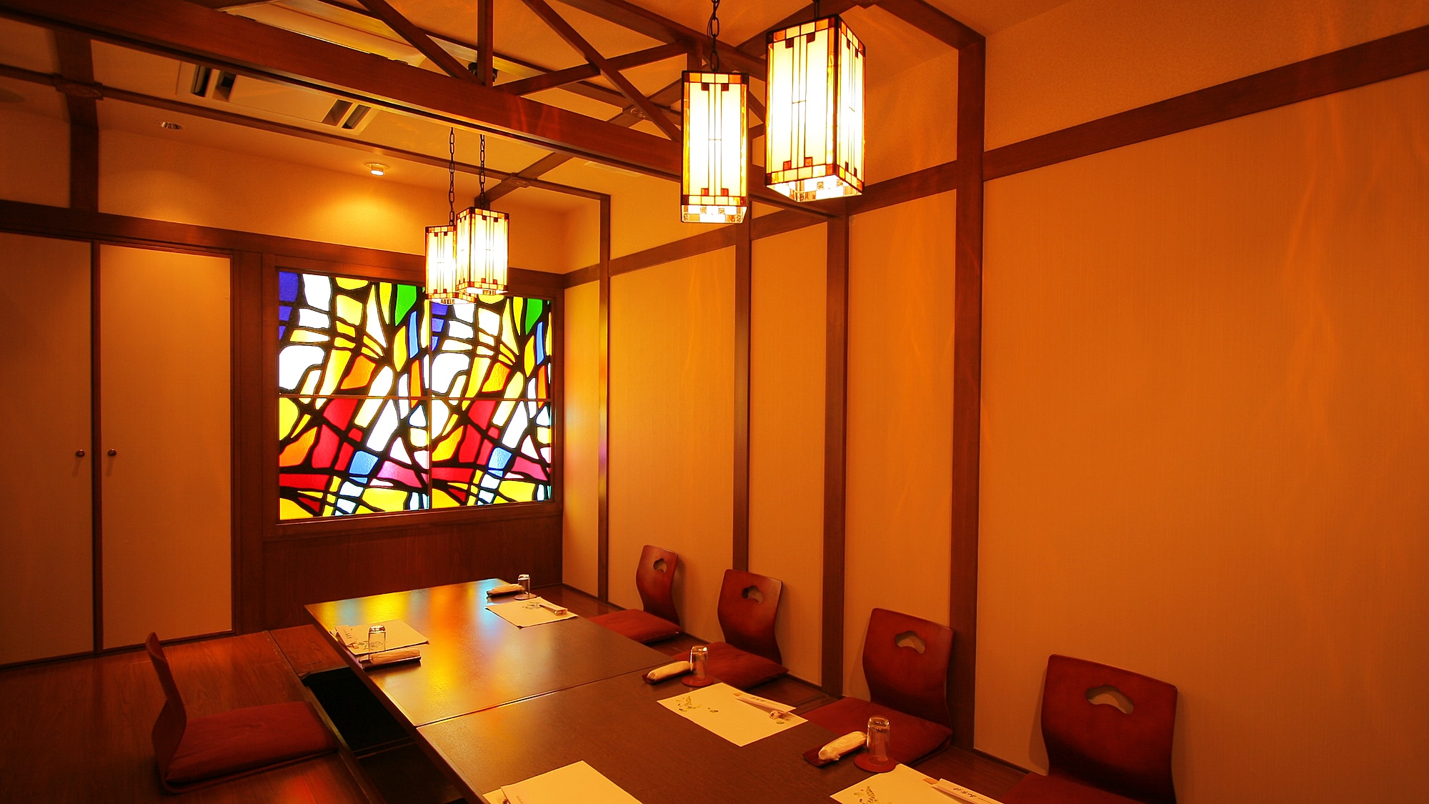 Taisho Roman restaurant "Ki no Aya"
