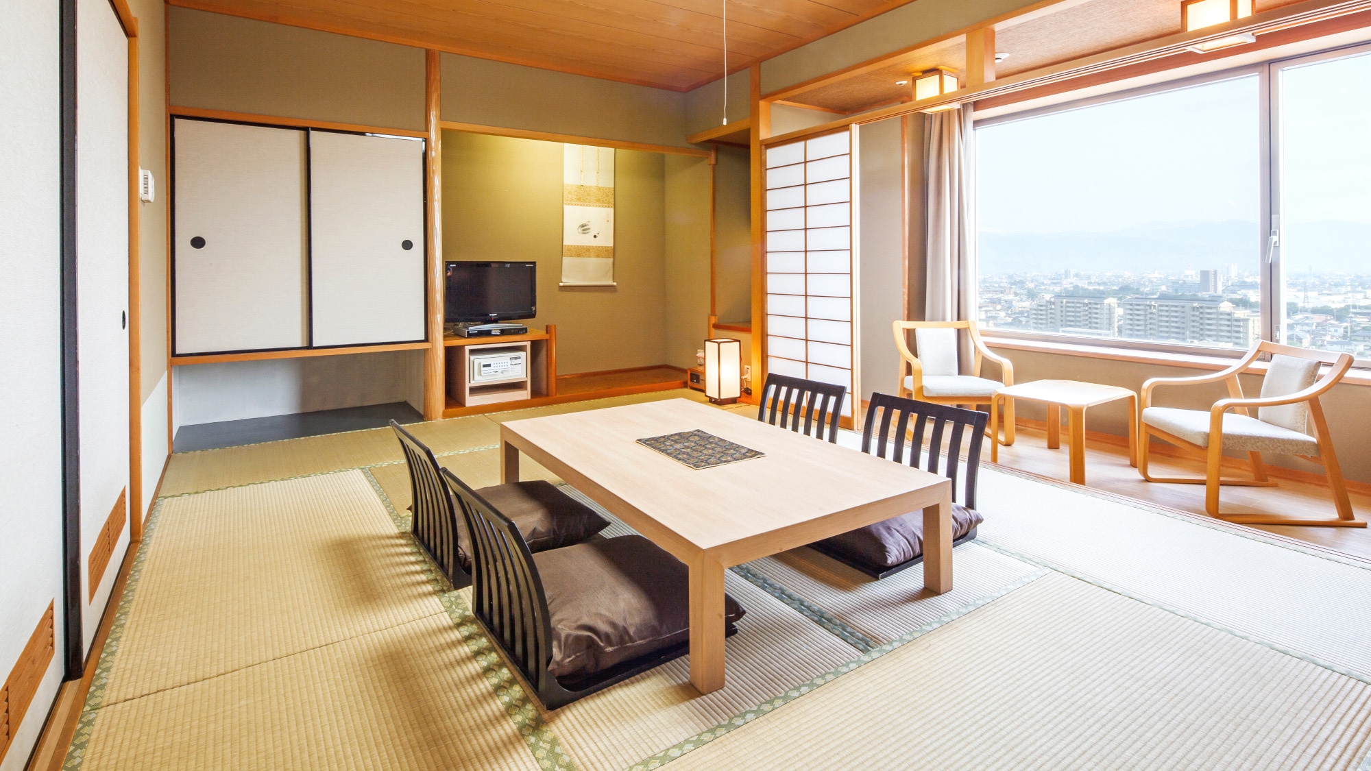 [Japanese-style room] Luxury [12th floor, 12 tatami mats, special room floor]
