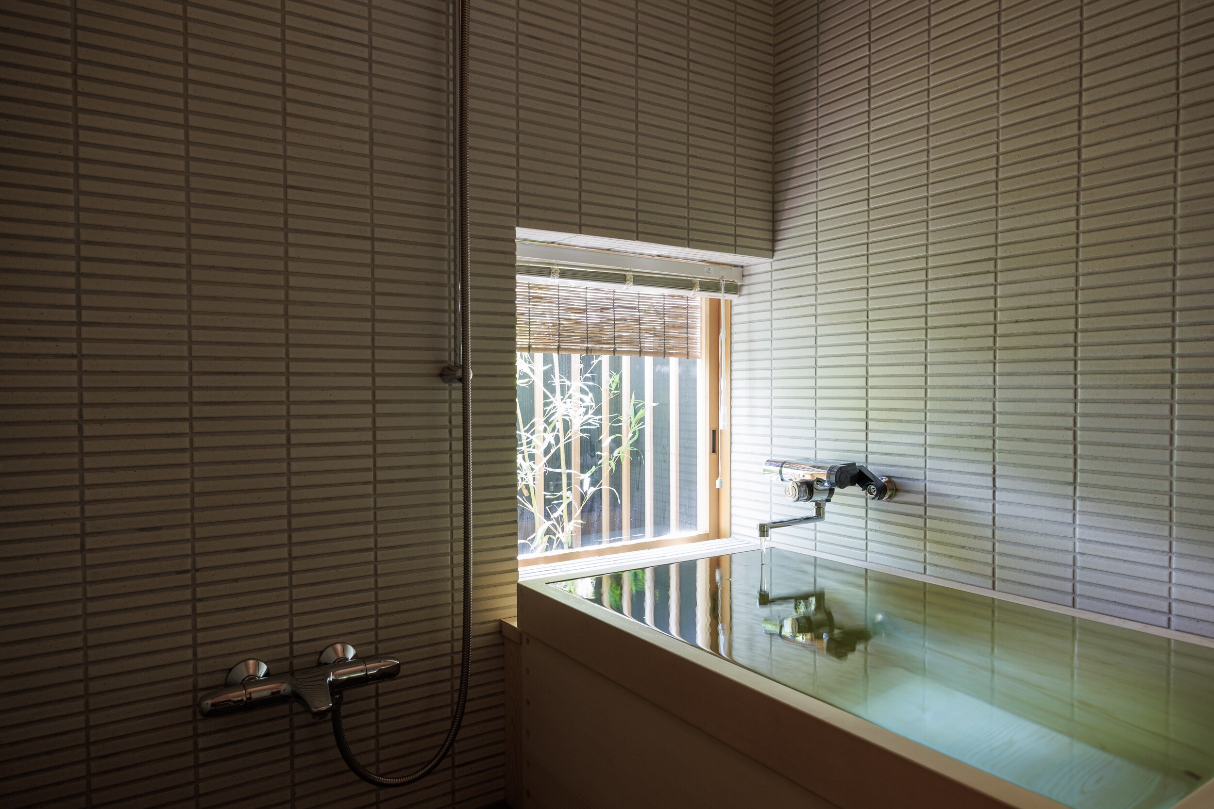 Hanare Bath