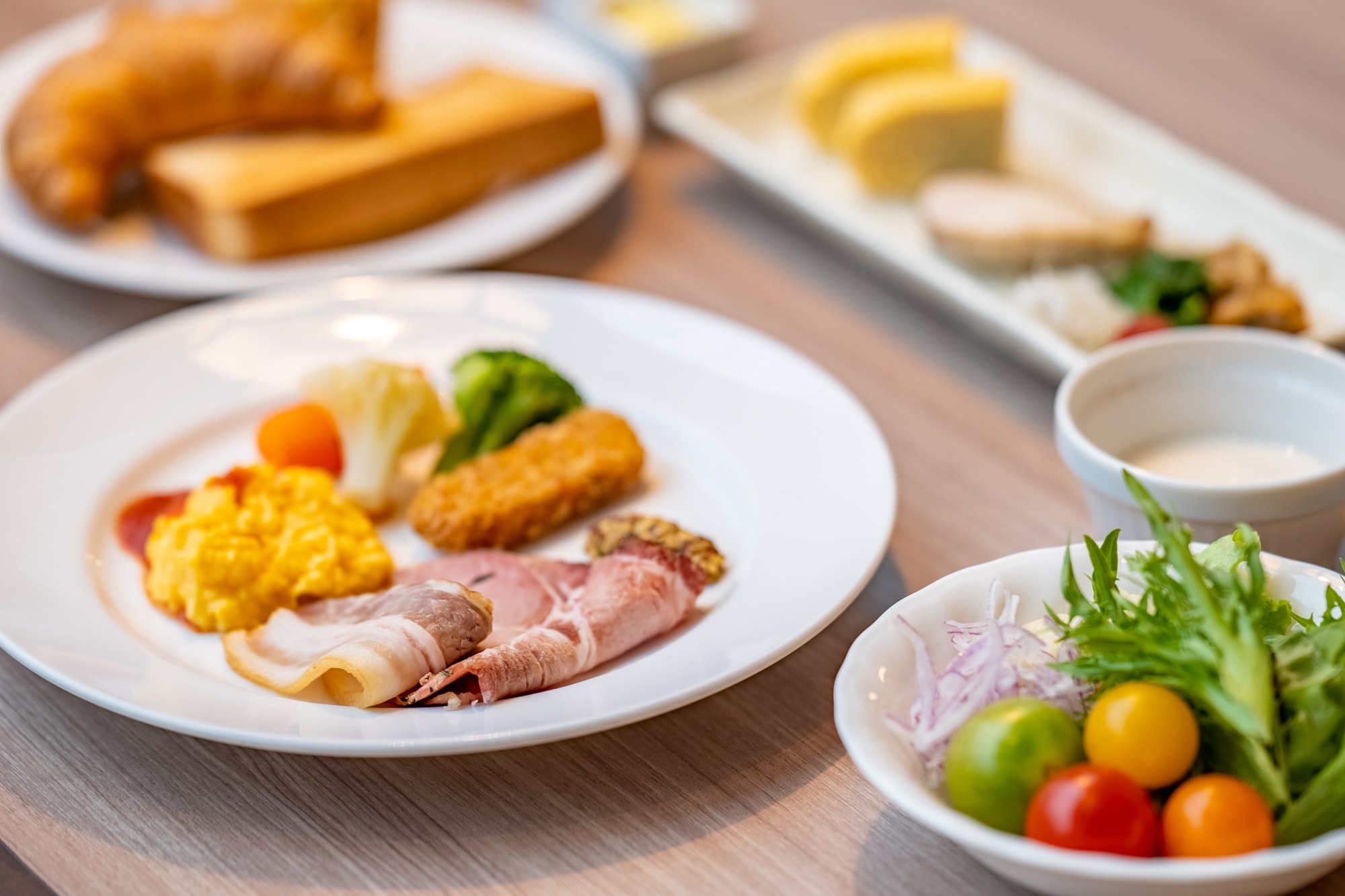 Breakfast buffet (image)