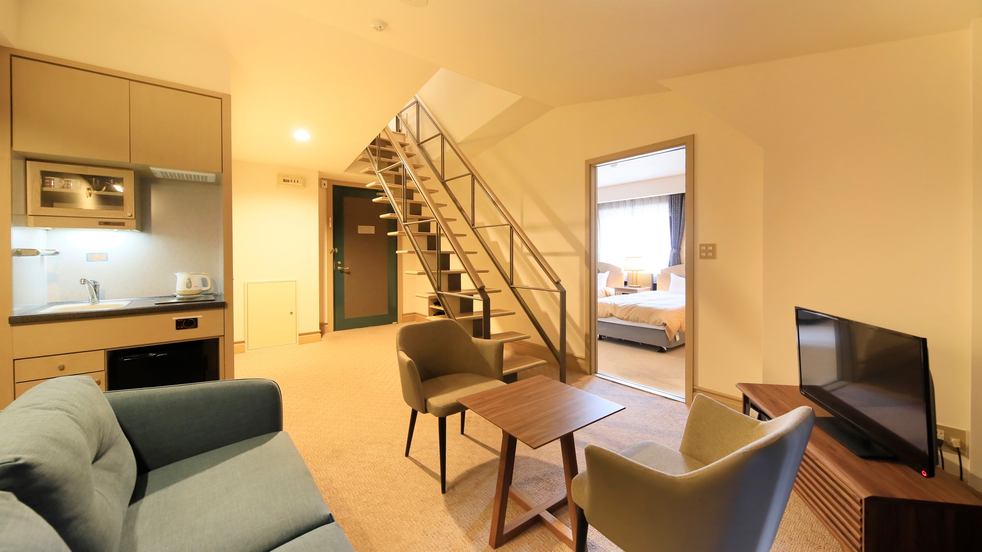 [Western-style maisonette room]
