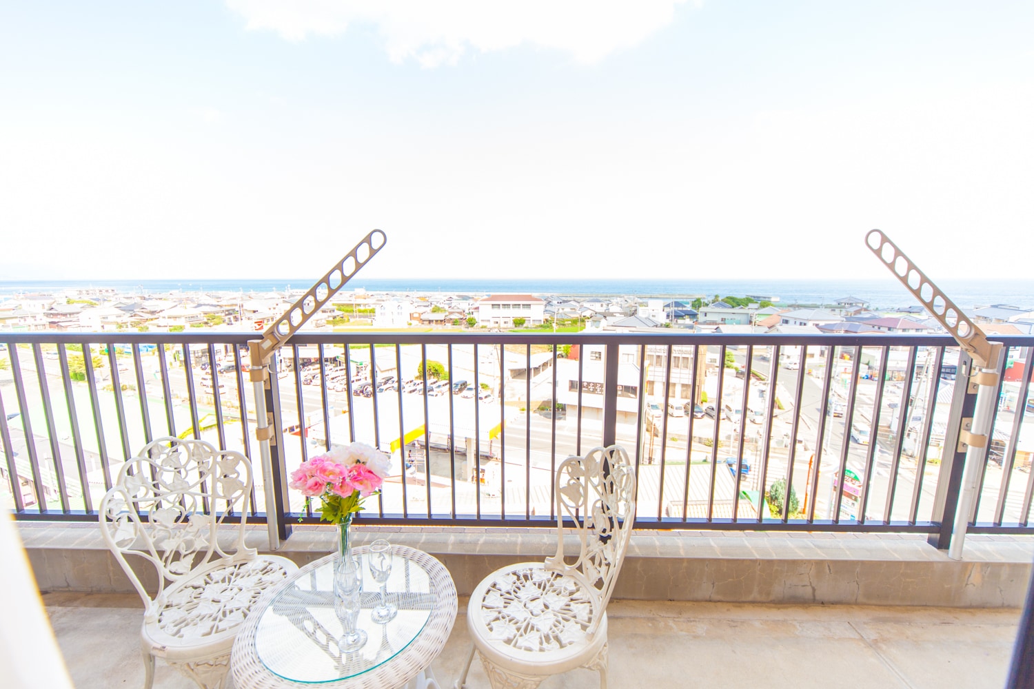 balcony