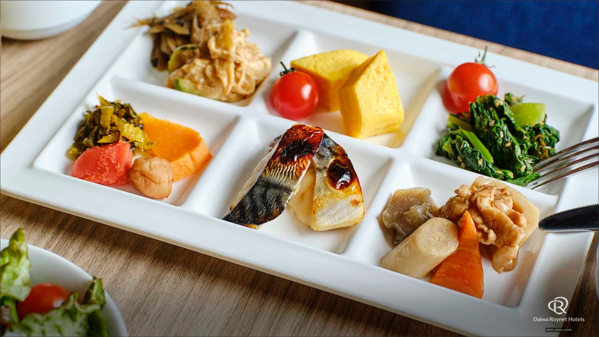 Breakfast buffet arrangement example (Budo no Ki)