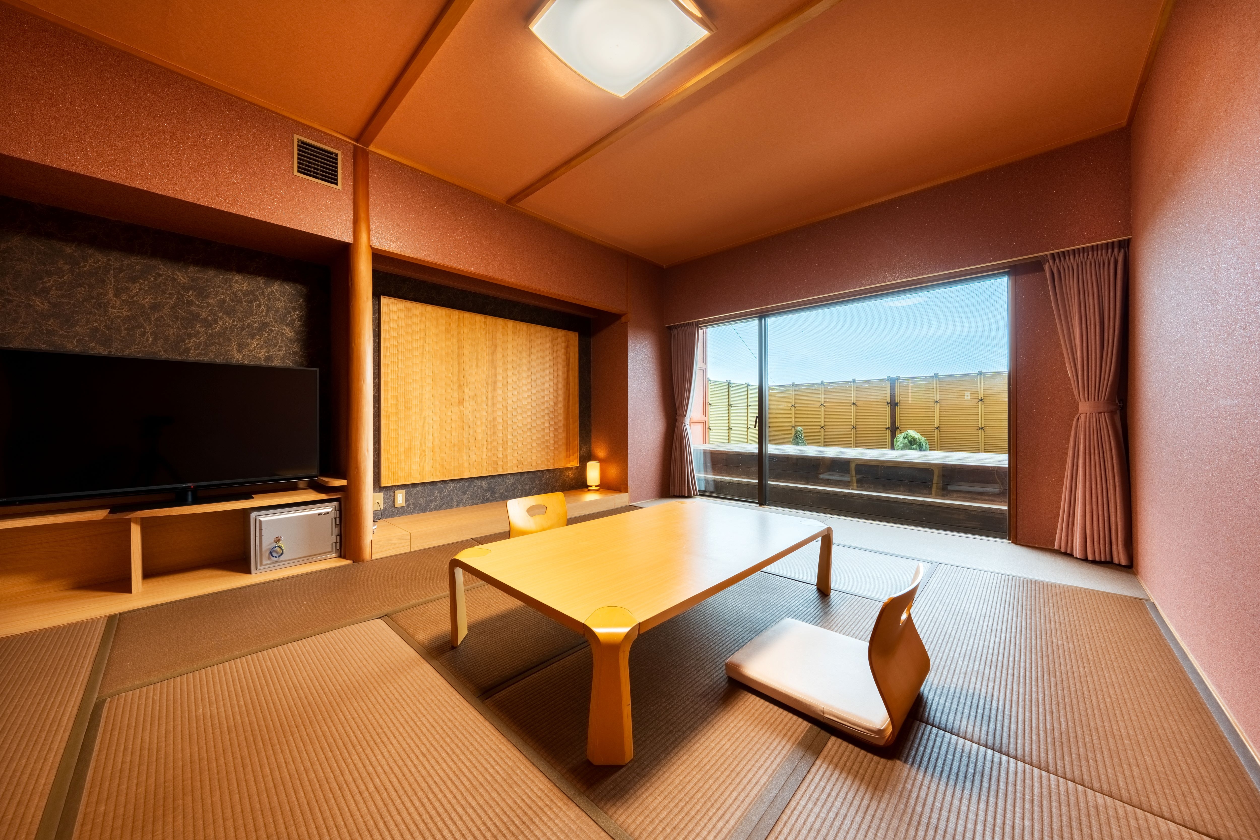 Japanese-style room