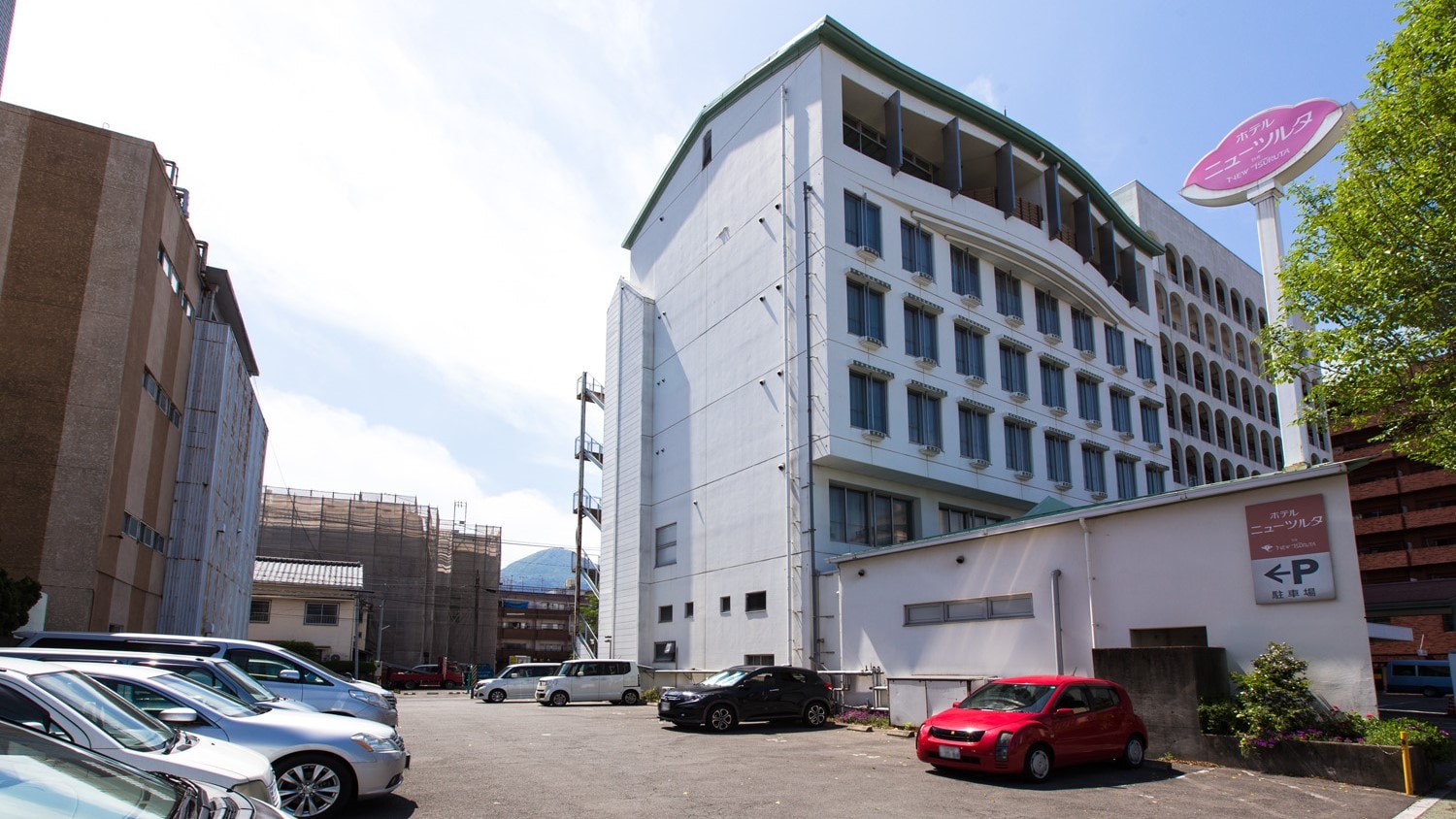 Bãi đỗ xe chỉ dành cho khách