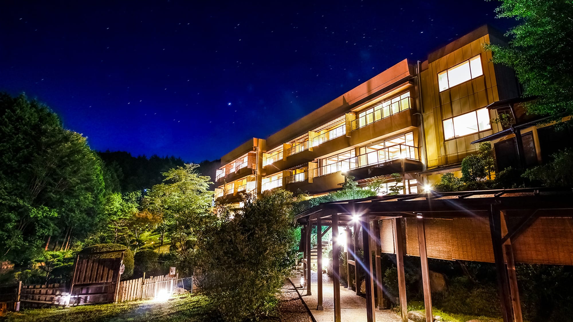 Appearance night view