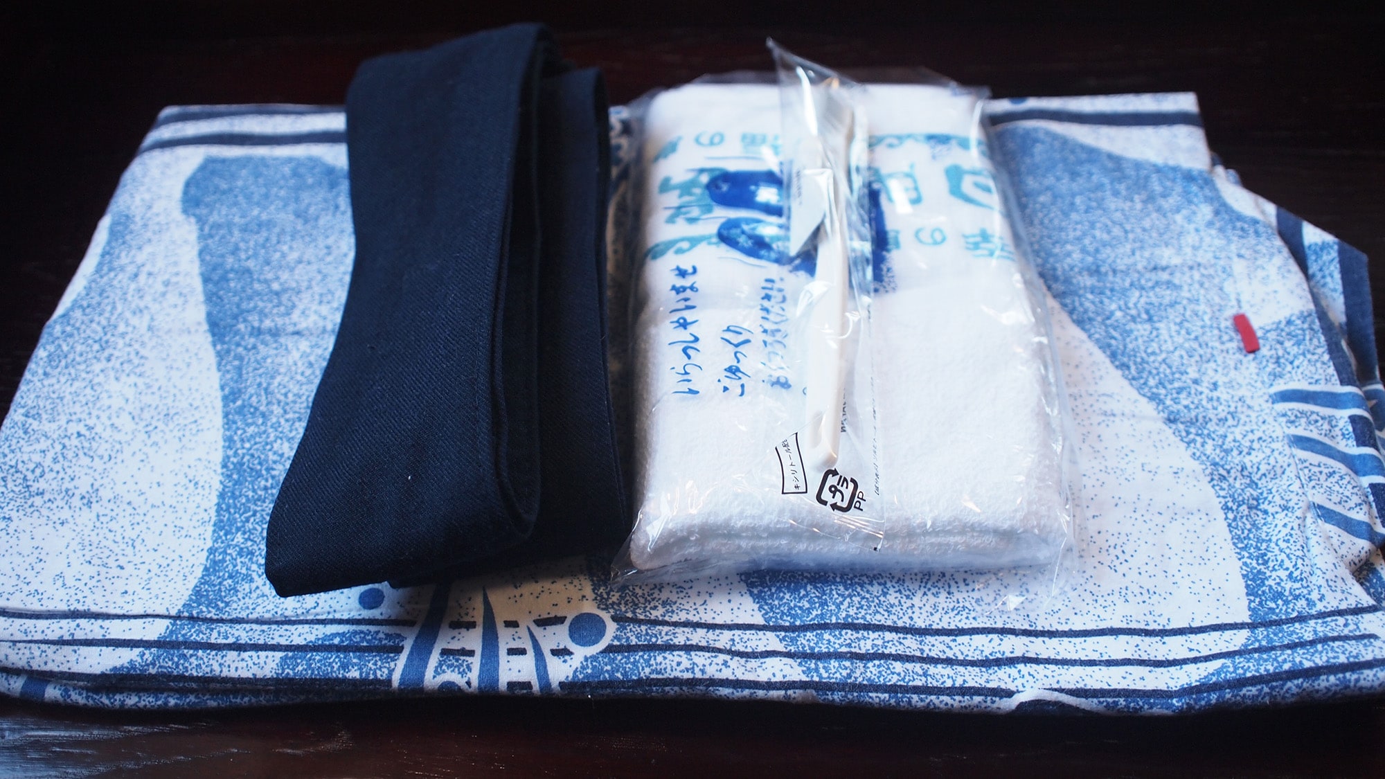 *[Amenities] Examples of room amenities