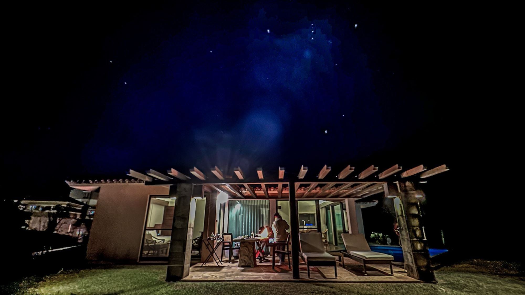[Deluxe Cottage] Spend a luxurious time looking at the perfect starry sky.