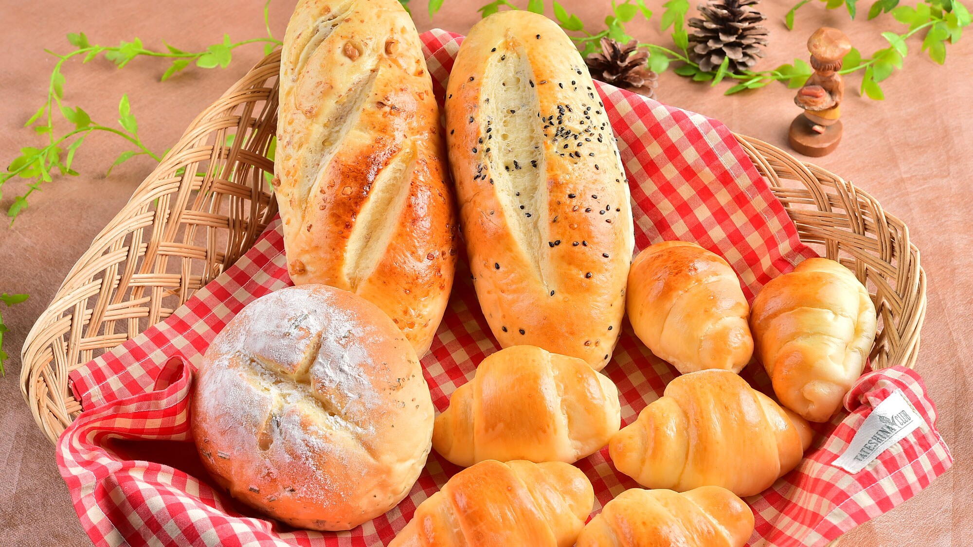 Tateshina Club's very popular freshly baked bread!