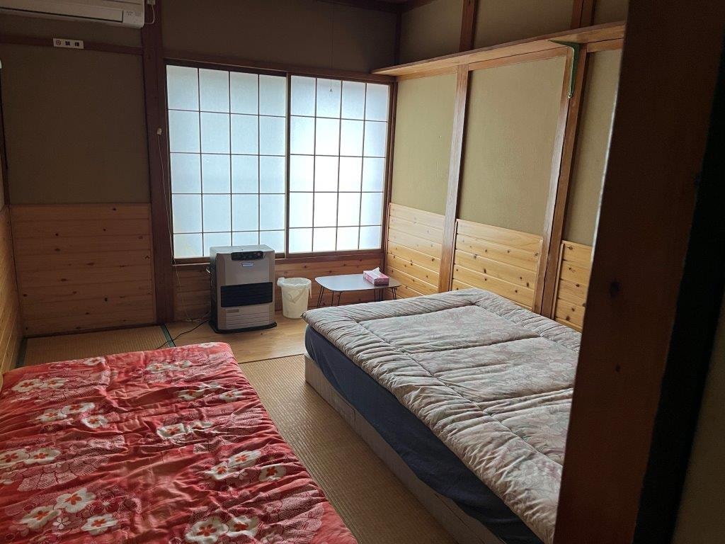 Room 8, 6 tatami mats