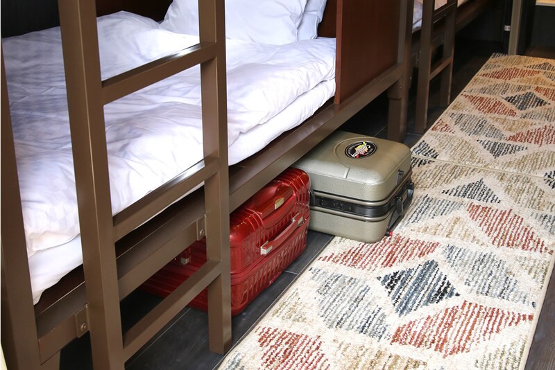 Guest room image