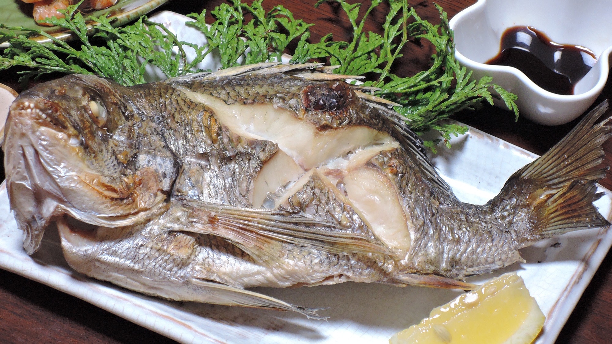 *[Food] Fresh, firm fish
