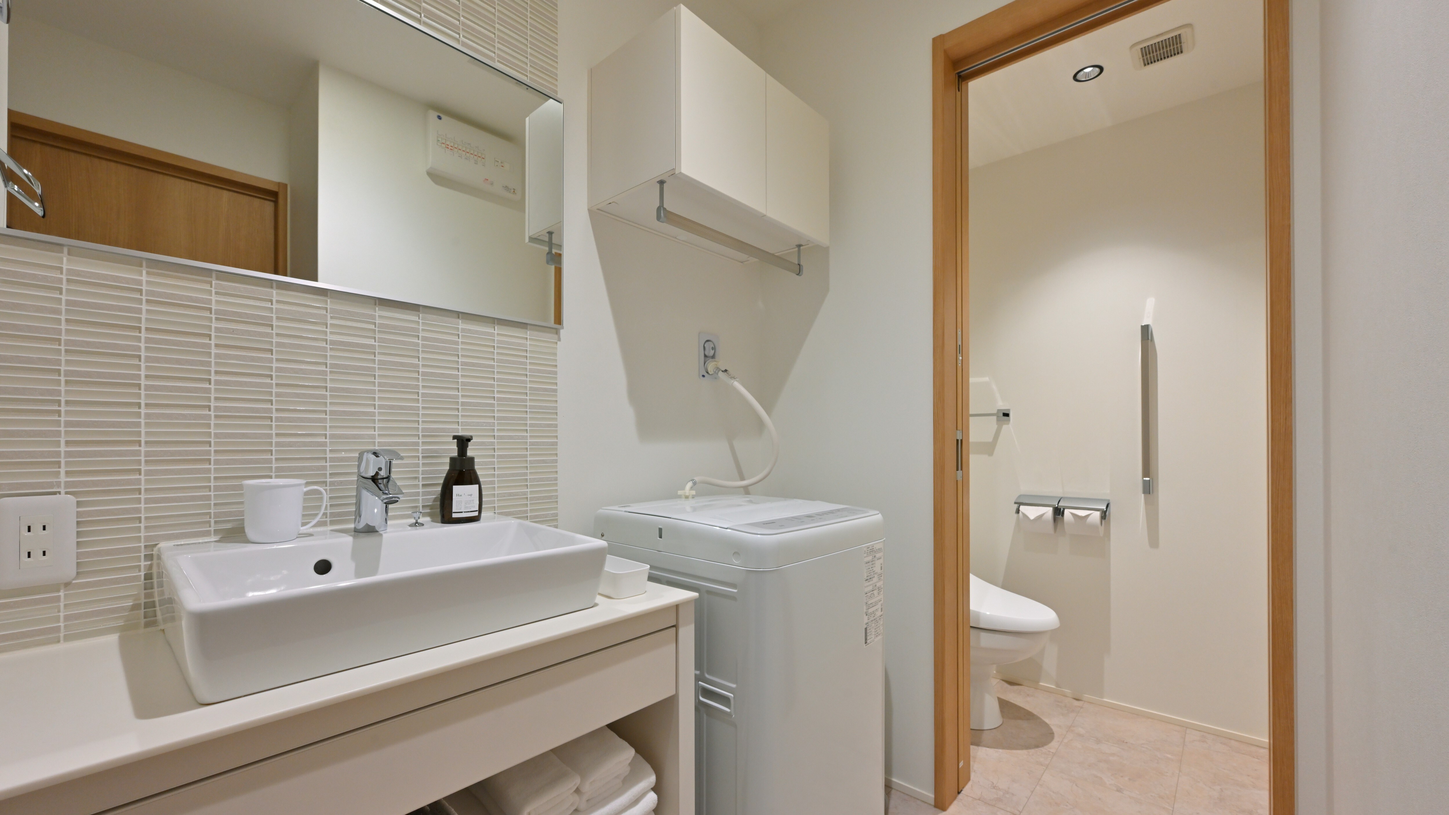 Type A | Bathroom and toilet: with washing machine