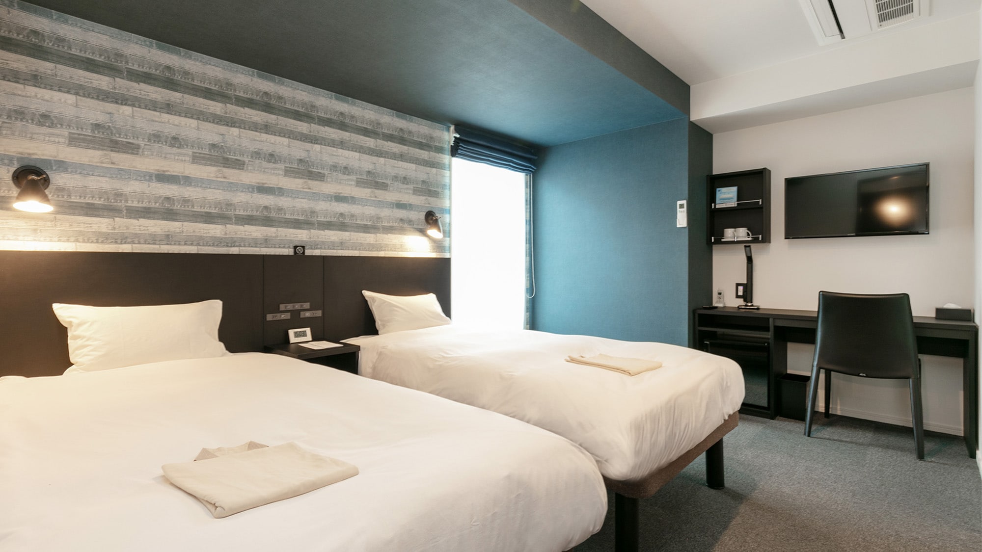 ・ Twin room (Skytree view) / Airweave is used for the bed.