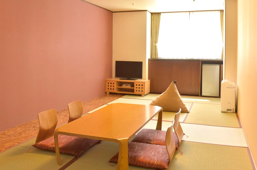 Standard Japanese-style room (non-smoking)