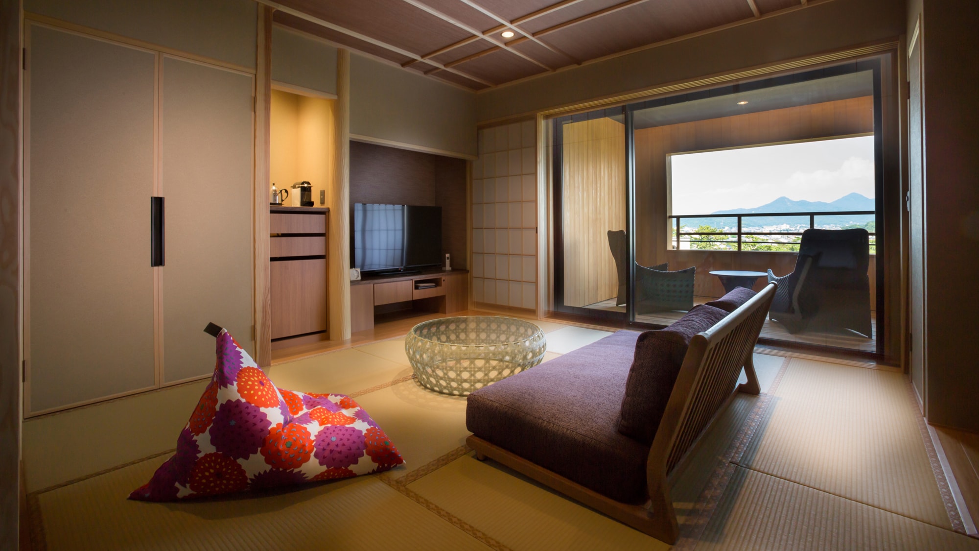 Sansuikaku / Japanese-Western style room C type