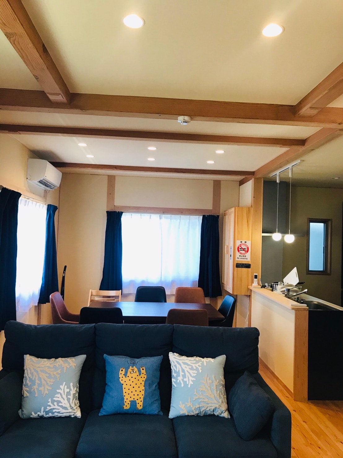 [Aoi] 1F/Indoor