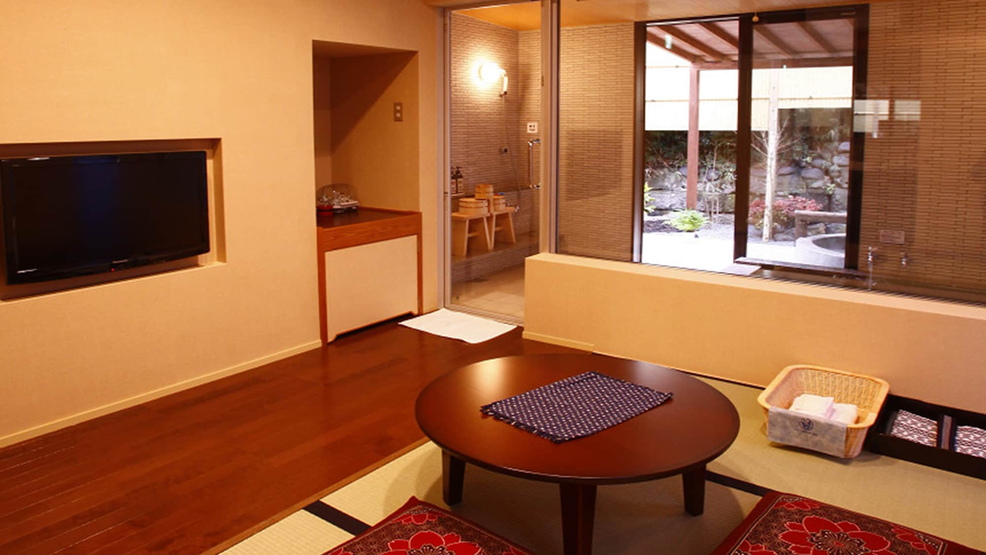 [Hanare] 2 stories (maisonette) with open-air bath and indoor bath 1F Japanese-style room (common to all 3 buildings)