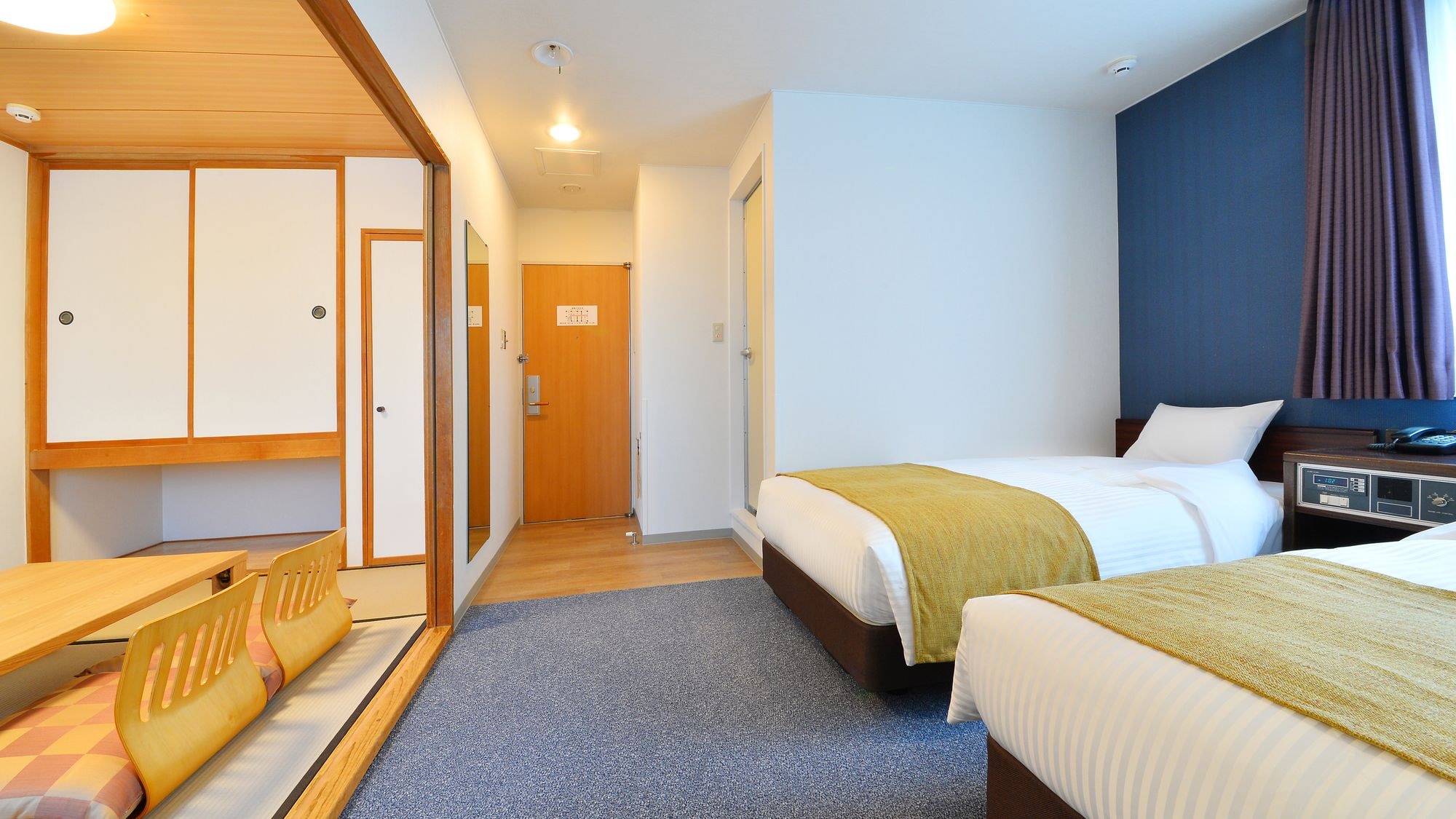 Japanese-Western style room 29m² (family)