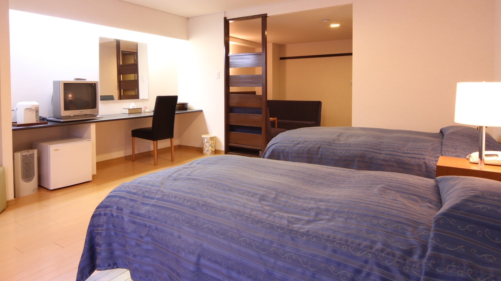 ■ Western-style room