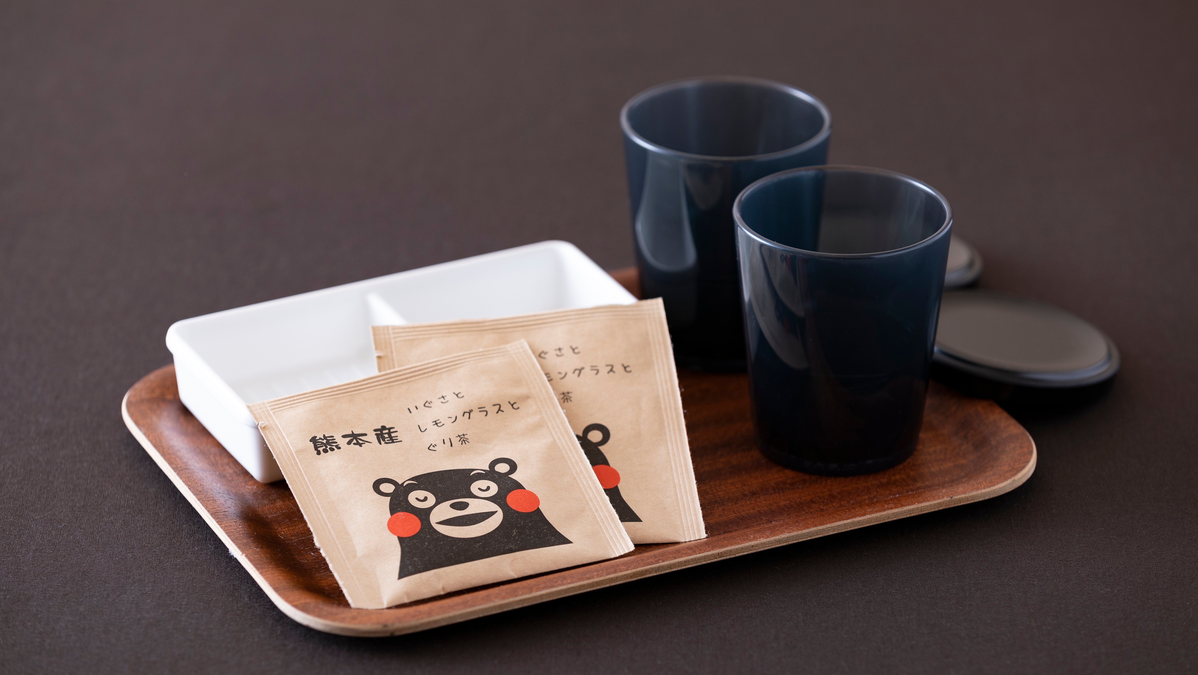 <Room equipment> Tea set Kumamon is a cute package