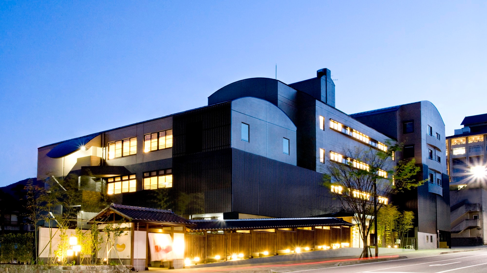 Exterior｜Good location, 6 minutes walk from Beppu Station