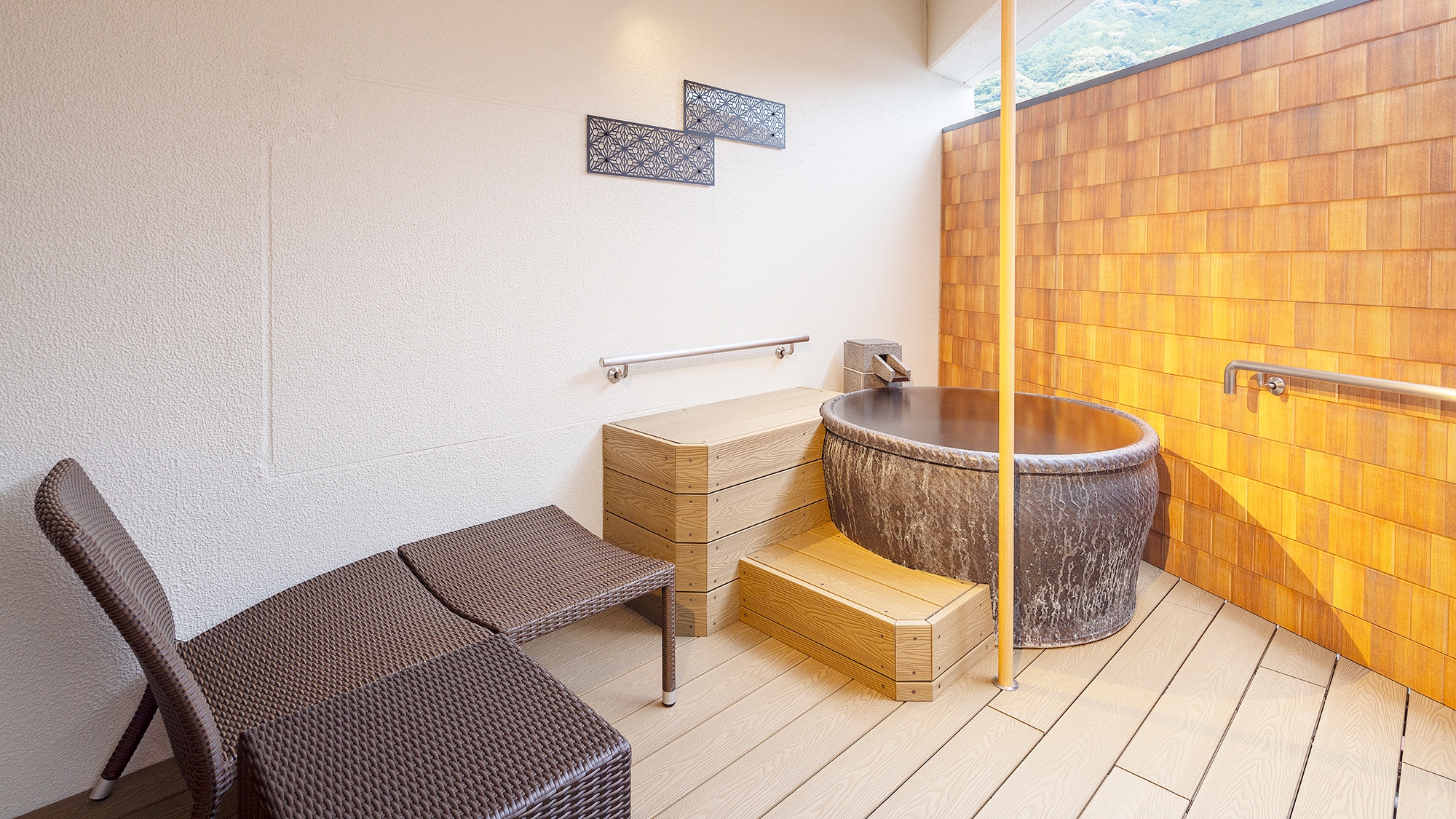 [Yusuran Universal Spa Room] Outdoor hot spring bath/non-smoking, a comfortable stay in a fully flat room with no steps