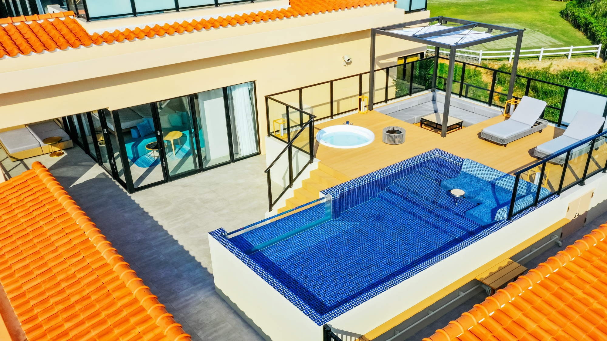 [Guest room] Terrace Pool Suite Balcony (140.3 square meters)