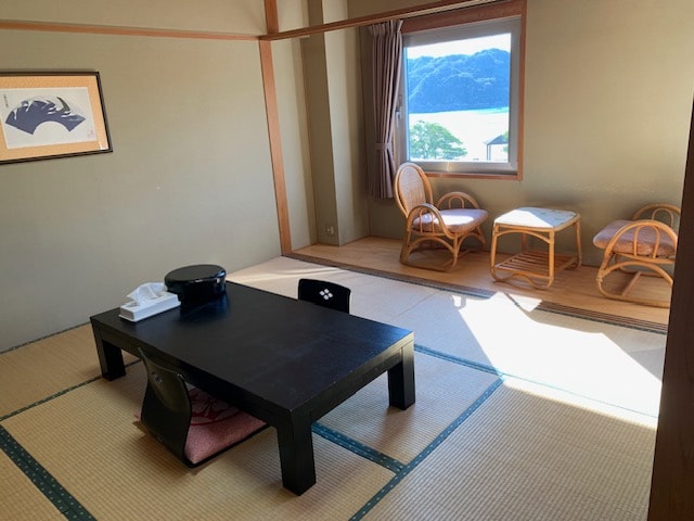 Japanese-style room, sea side