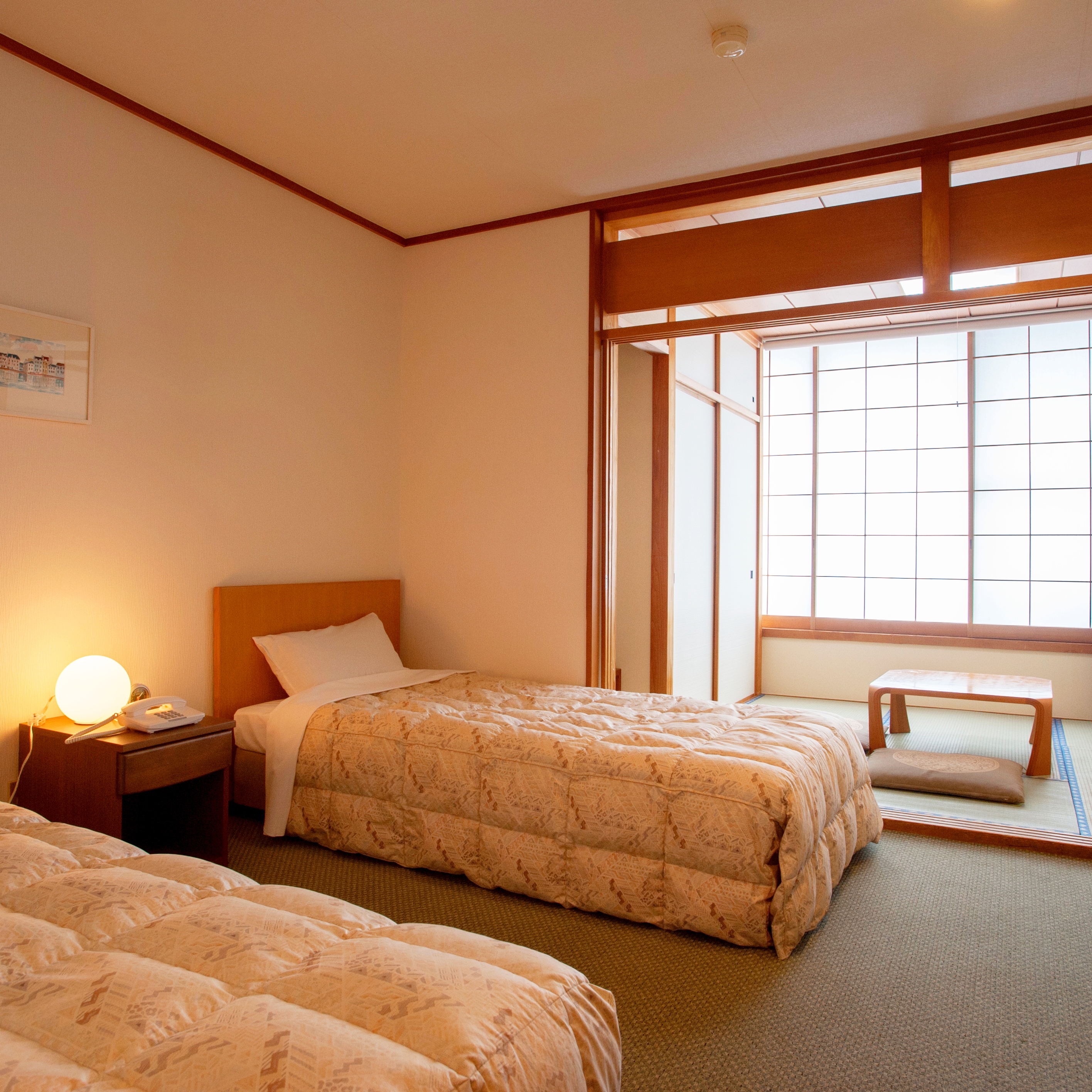 [Japanese-Western style room]