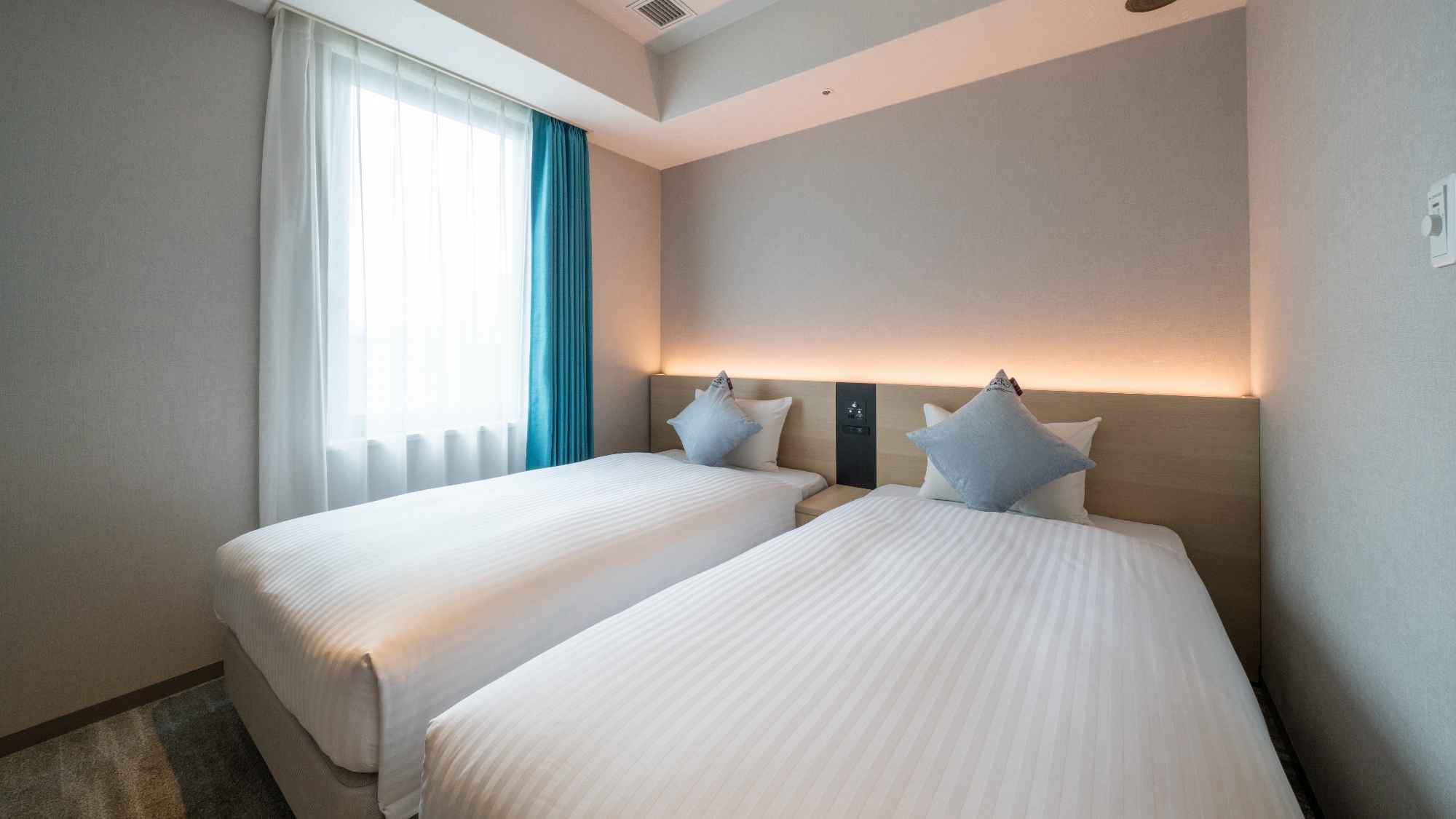 ◇标准双床房（禁烟、2张席梦思床）