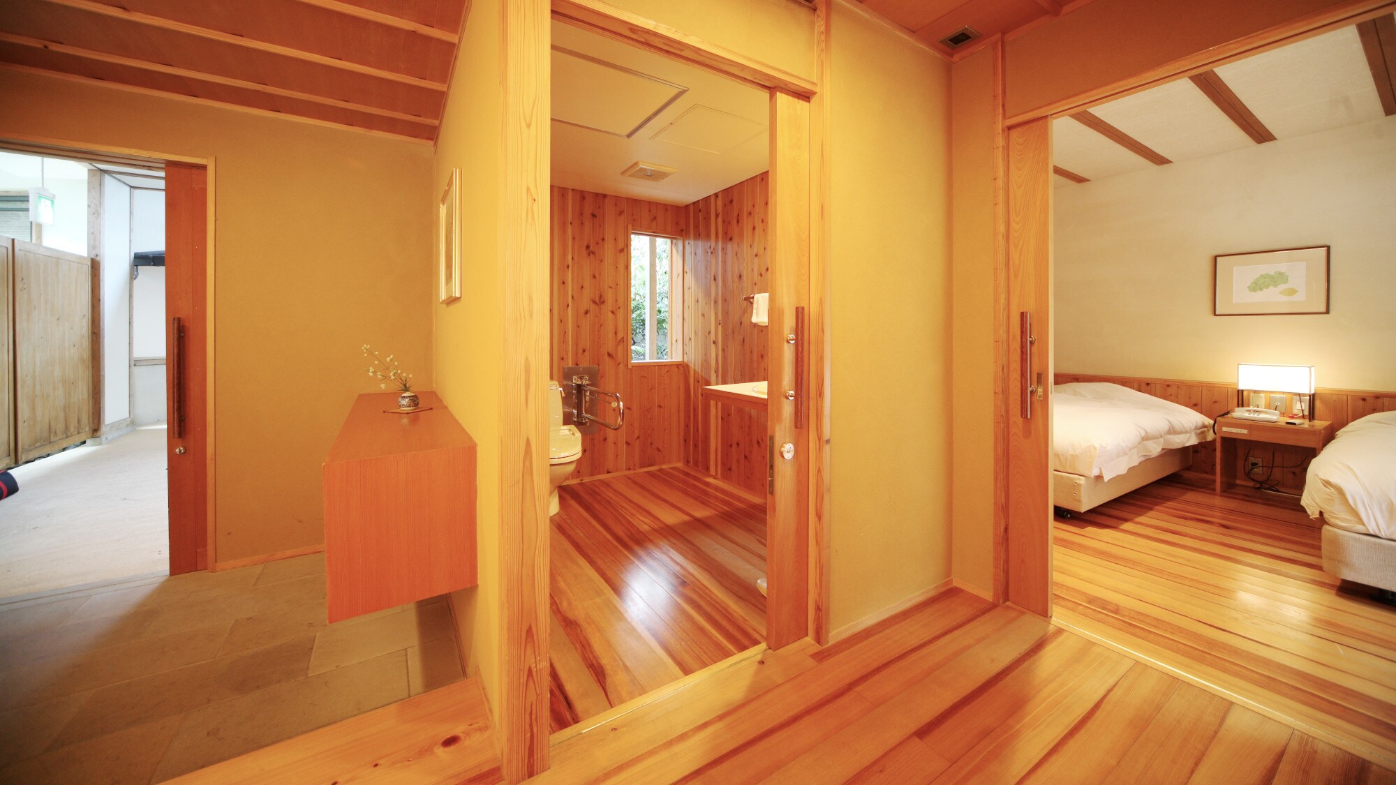 [Barrier-free guest room] Image 01