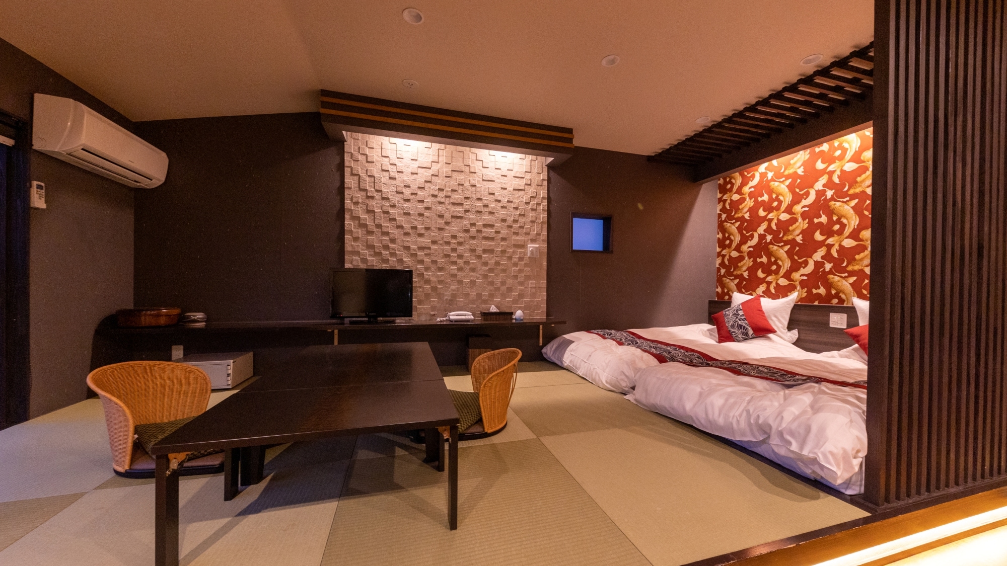 Suite Japanese-Western Room [Yamabuki]