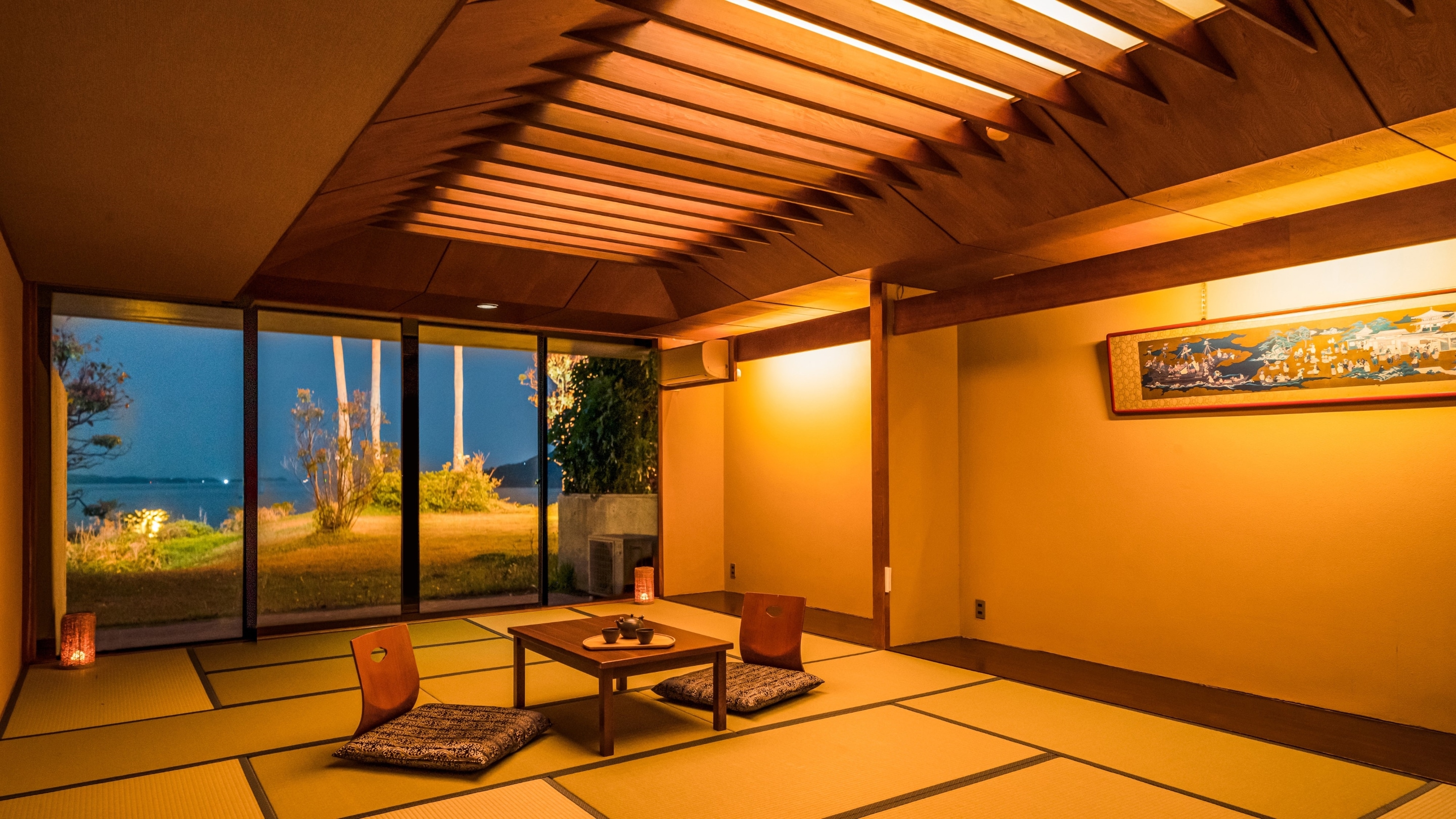 Standard Japanese-style room (20 tatami mats) *Example of a guest room