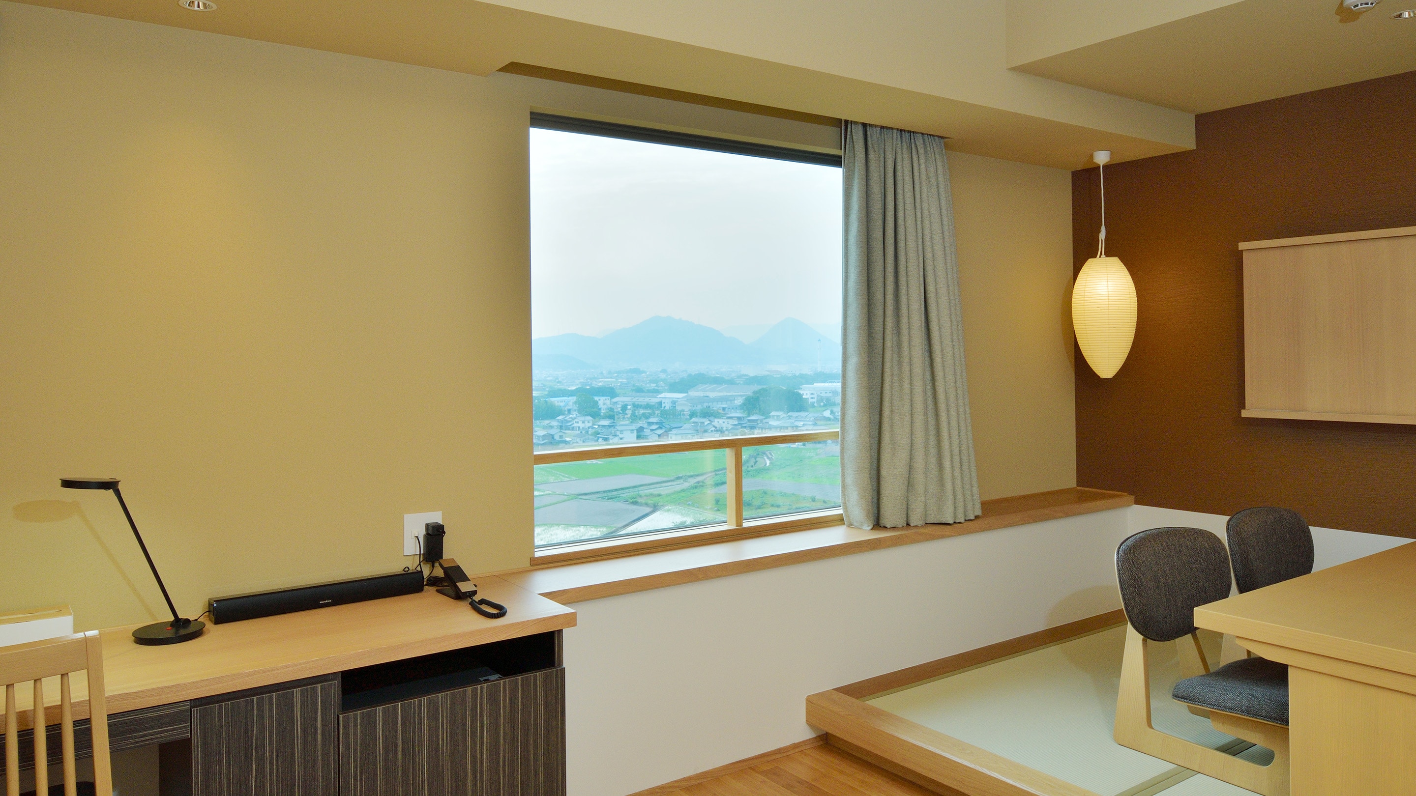 "Superior Twin Room" Japanese-Western style room (with tatami raised floor)