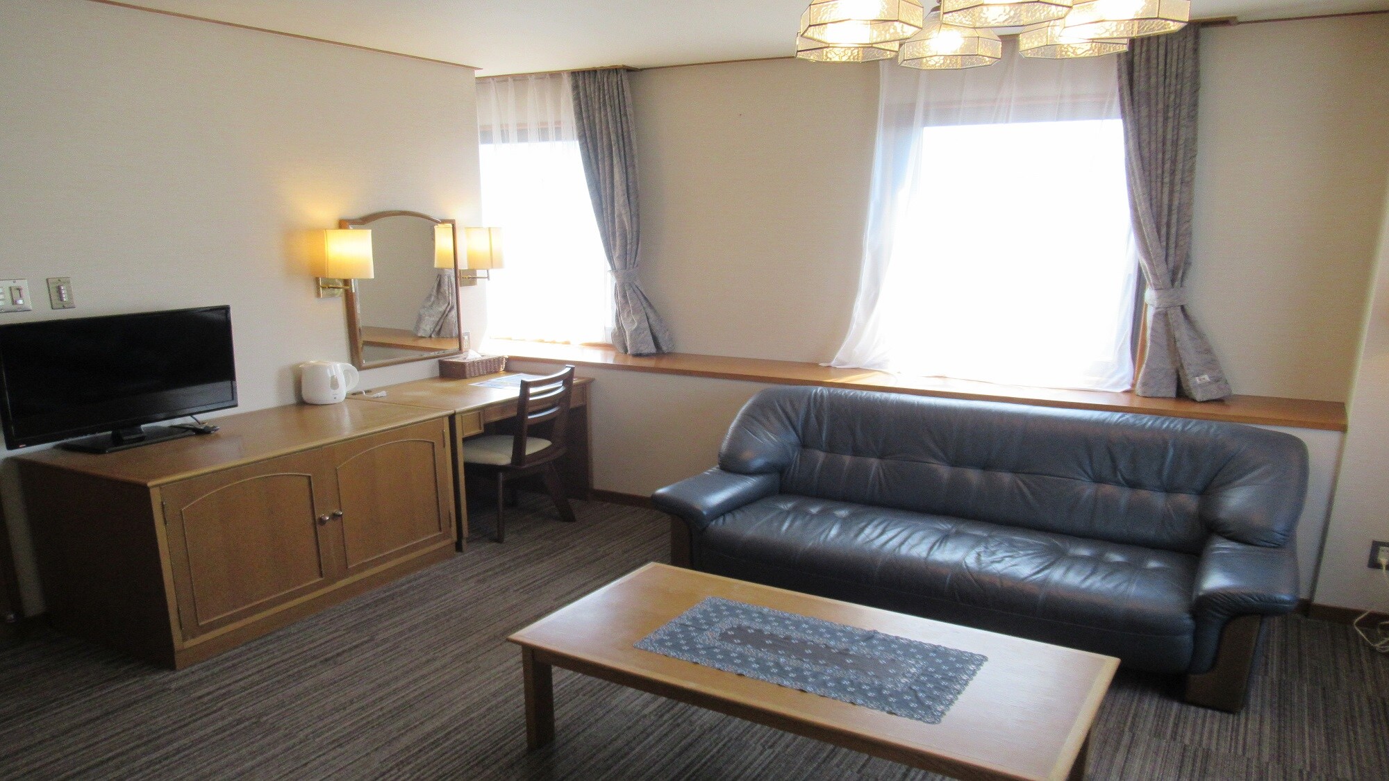 ห้องรอยัลสวีท (ห้องนั่งเล่น)