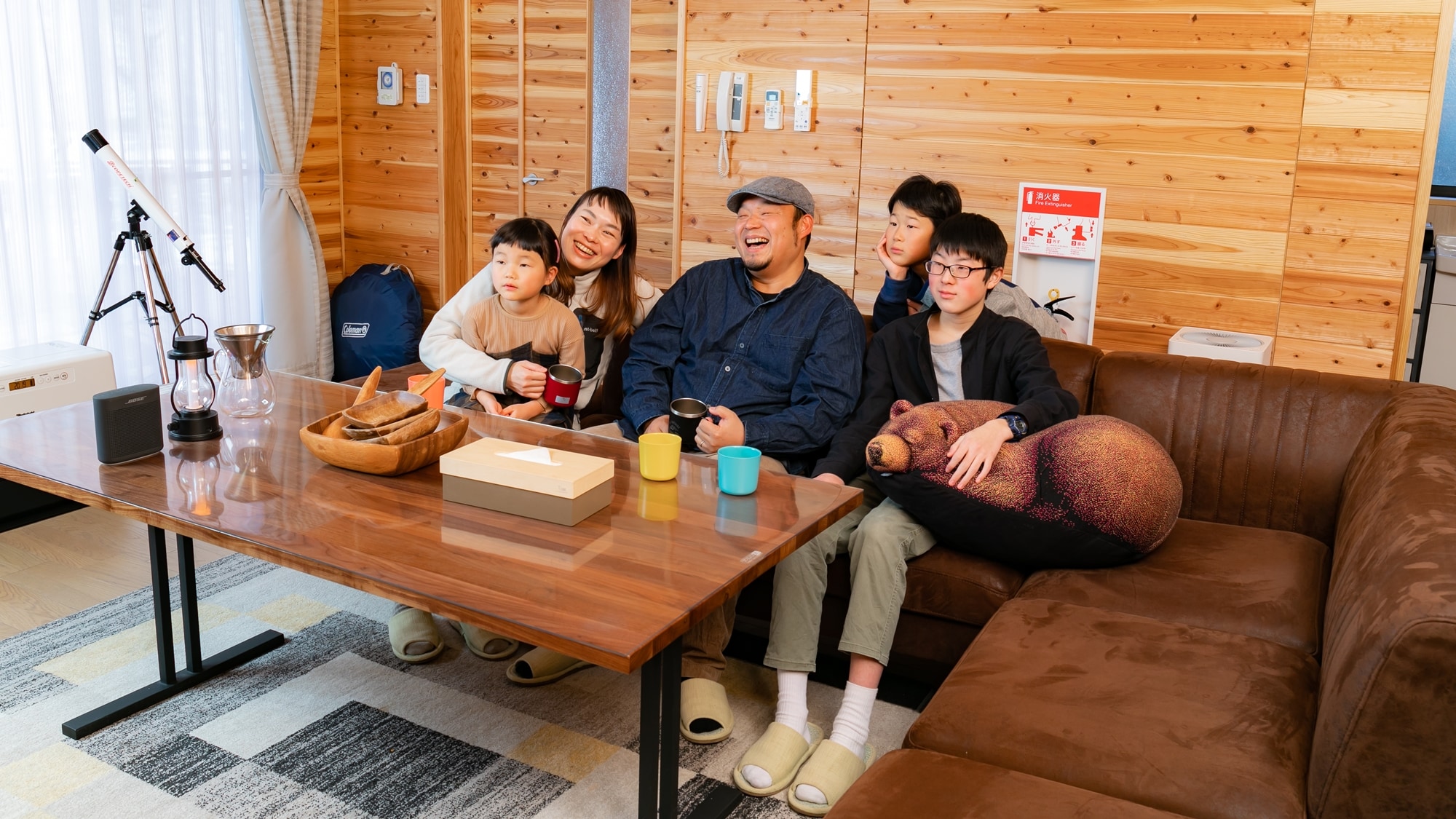 *[Grand Cabin] Enjoy a good time with everyone on the soft sofa♪ There is also a telescope, so we recommend watching the starry sky in winter.