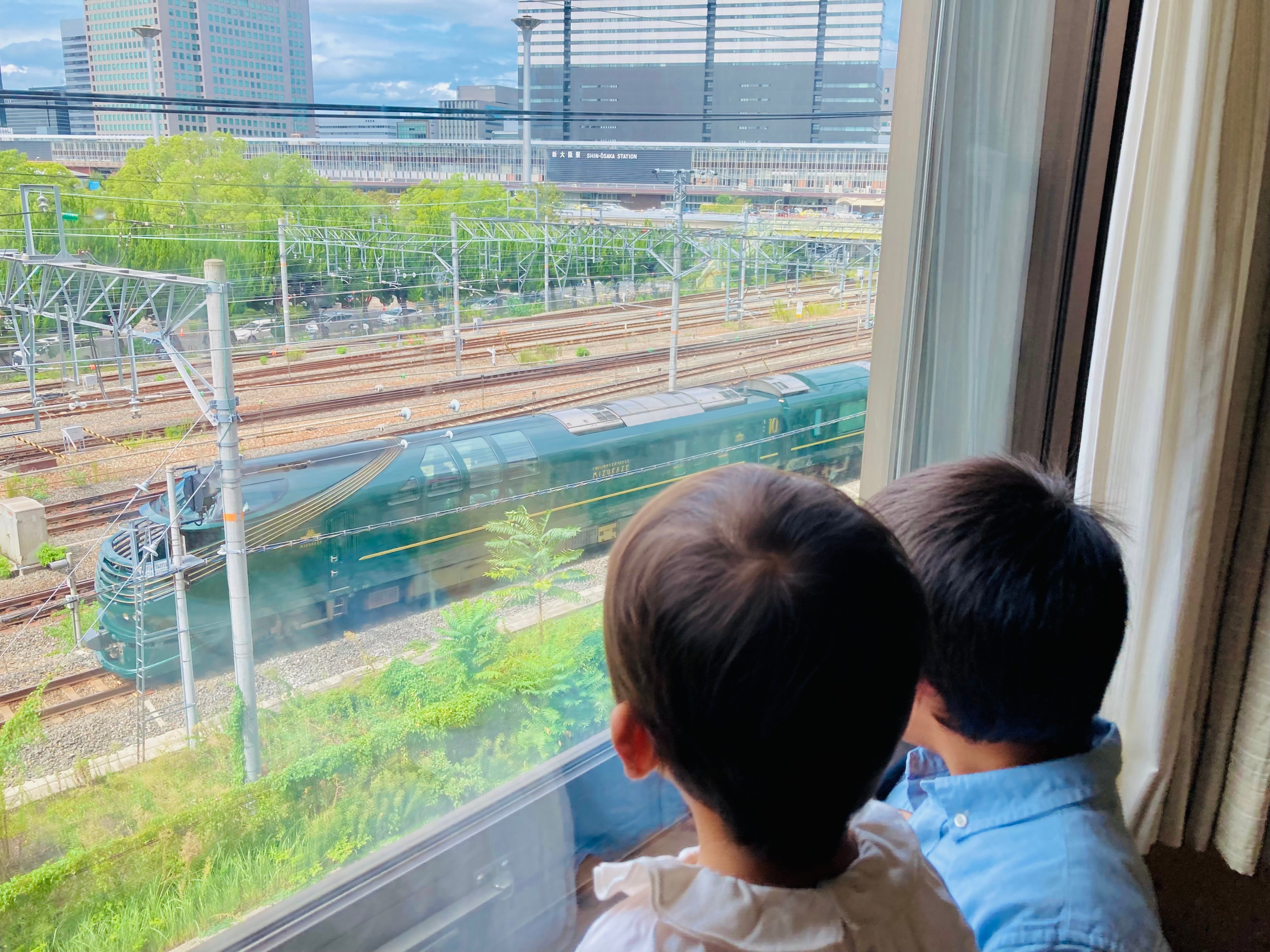 รถไฟนอนสุดหรู Treno Family Twin ◆ "Mizukaze" วิ่งตรงหน้าคุณ