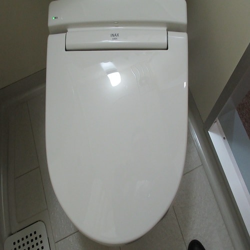 All rooms are equipped with washlets