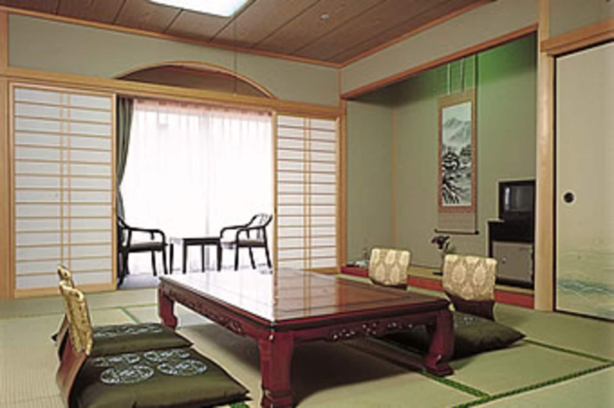 Kamar ala Jepang 10 tikar tatami (contoh kamar tamu)