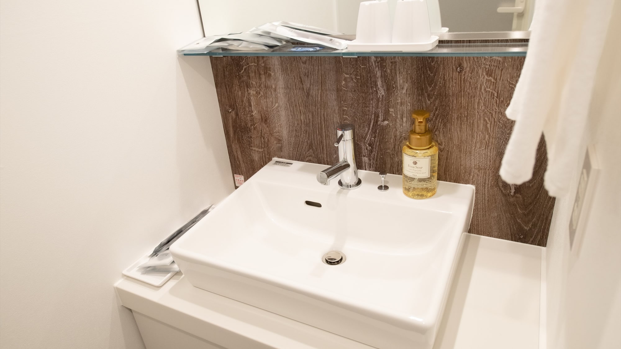 Washbasin (separate type)