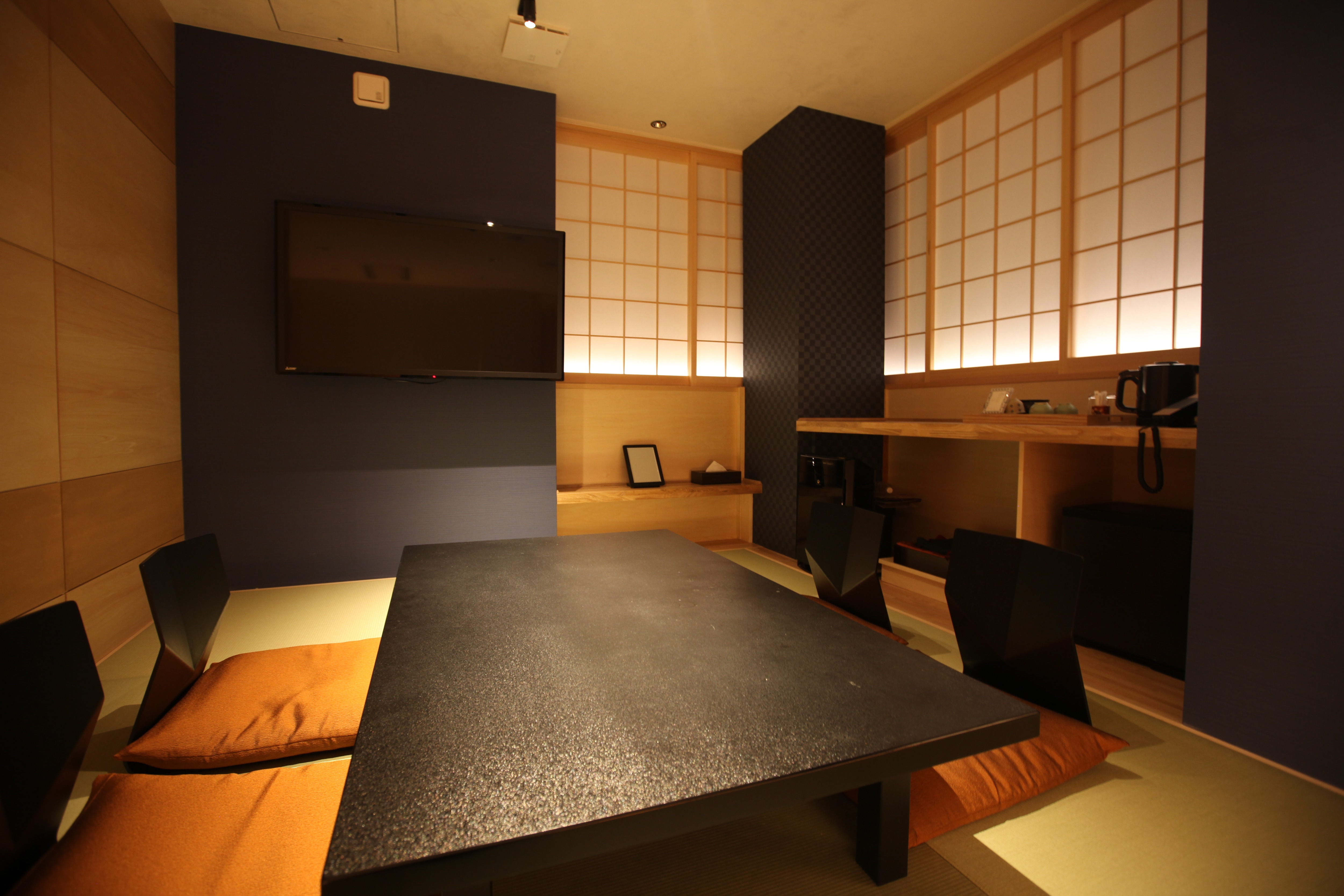 4th floor "Hamanasu"
