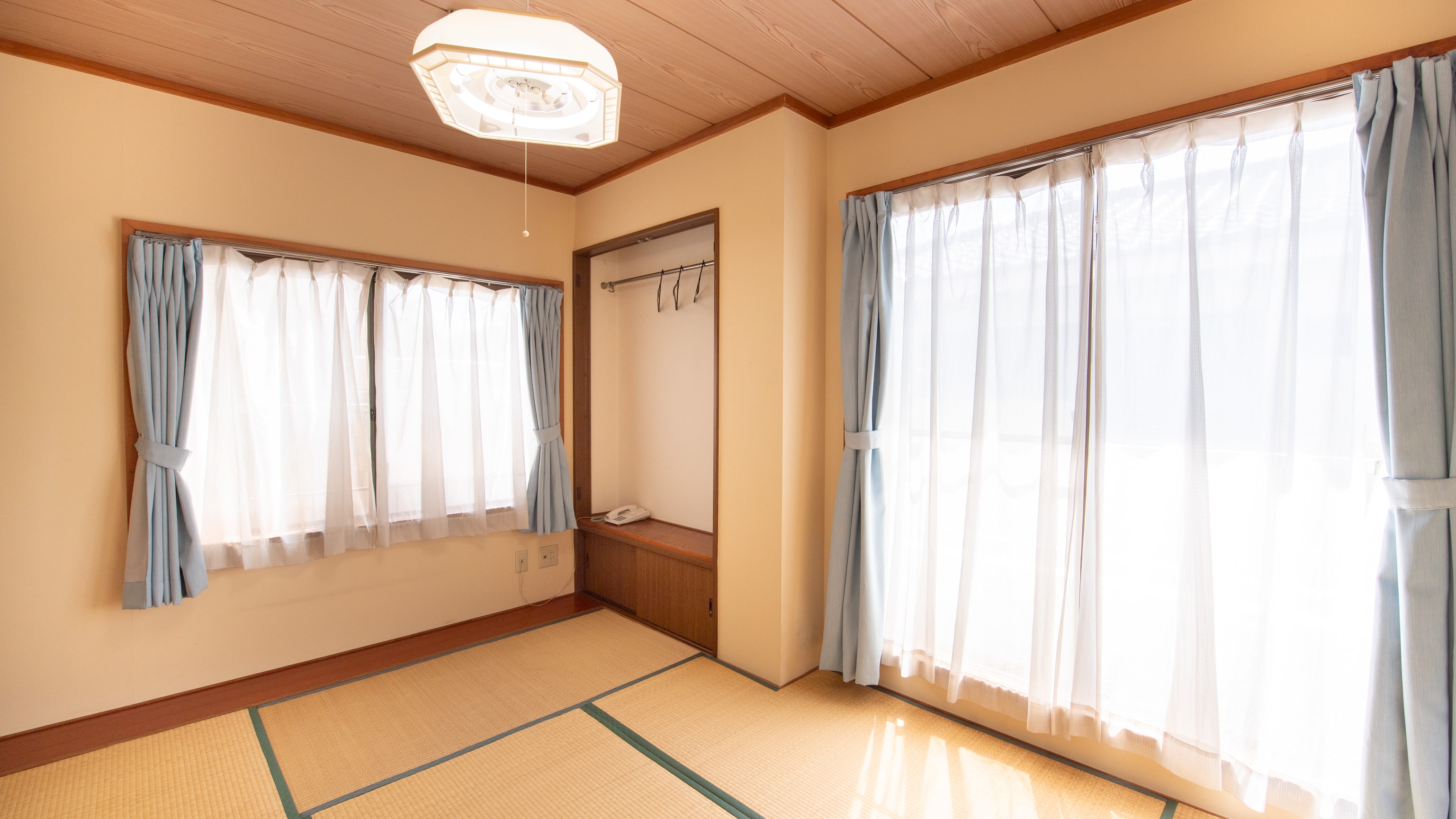 [Annex/Non-smoking] Japanese-style room for 1-3 people